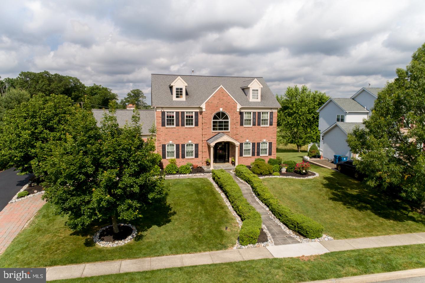 WARRINGTON HUNT - Residential