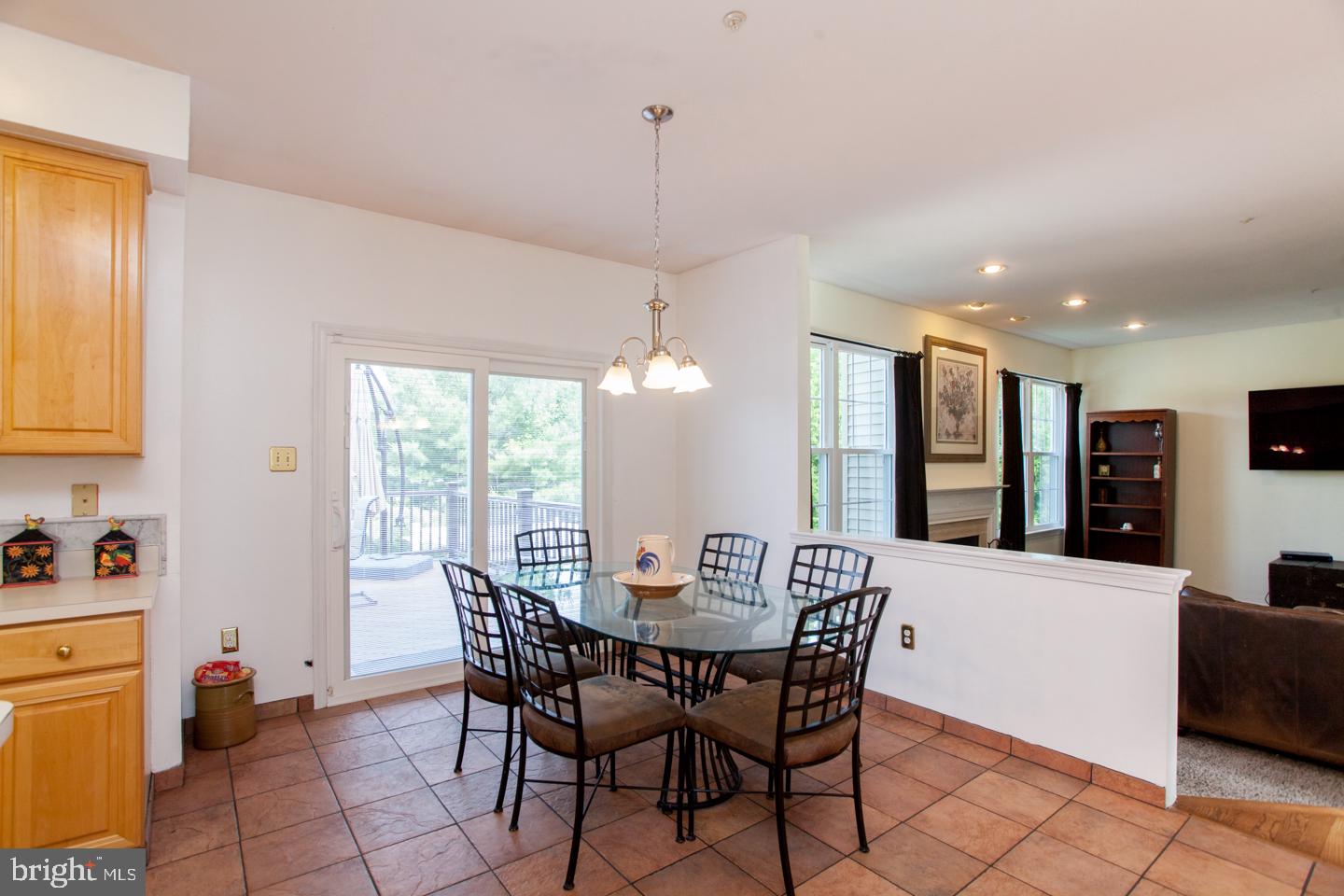 WARRINGTON HUNT - Residential