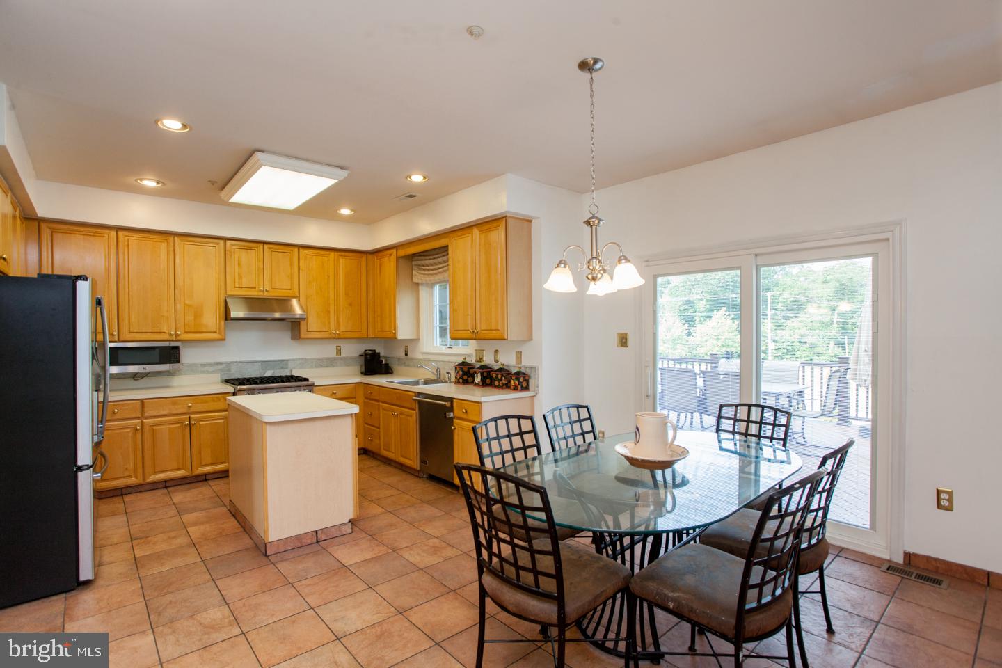 WARRINGTON HUNT - Residential