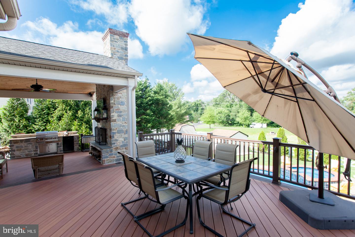 WARRINGTON HUNT - Residential