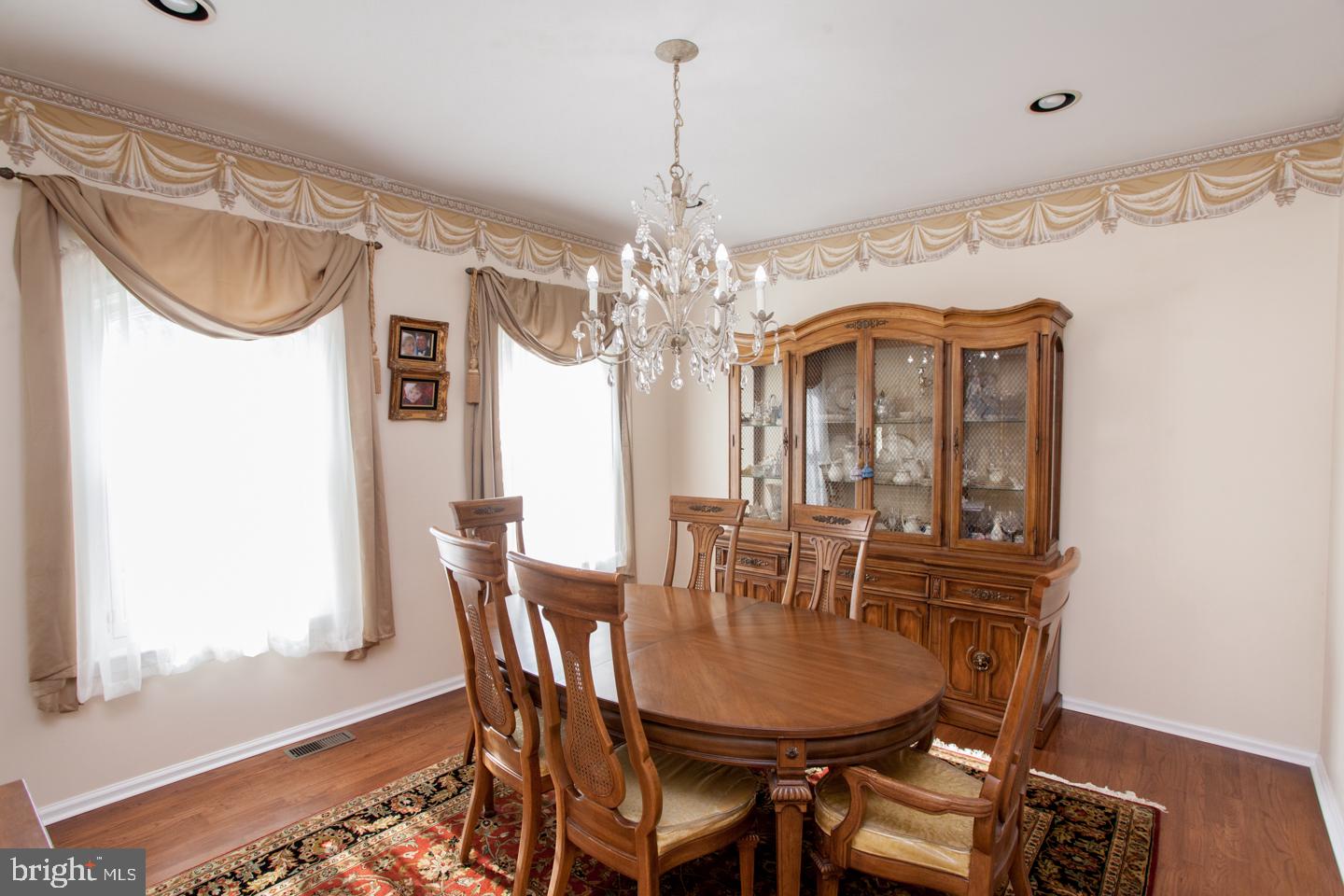 WARRINGTON HUNT - Residential