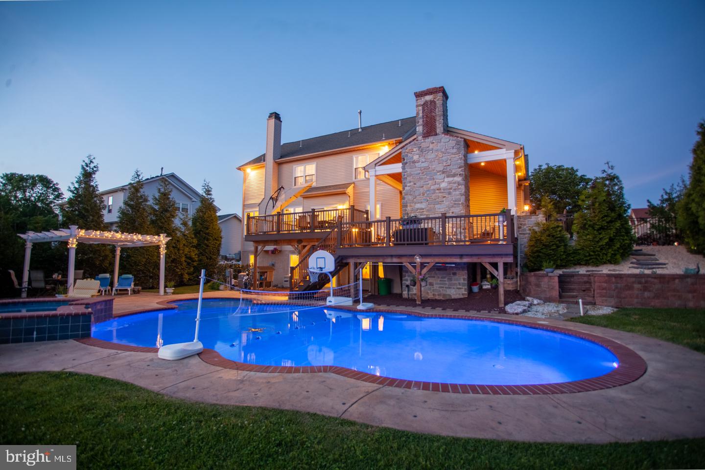 WARRINGTON HUNT - Residential