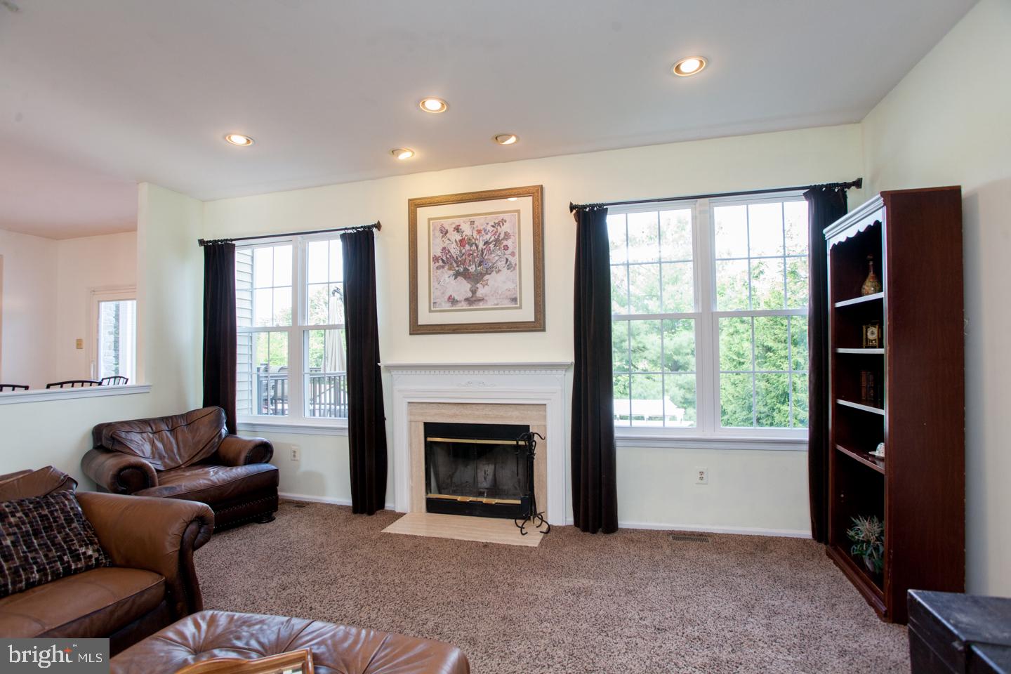 WARRINGTON HUNT - Residential