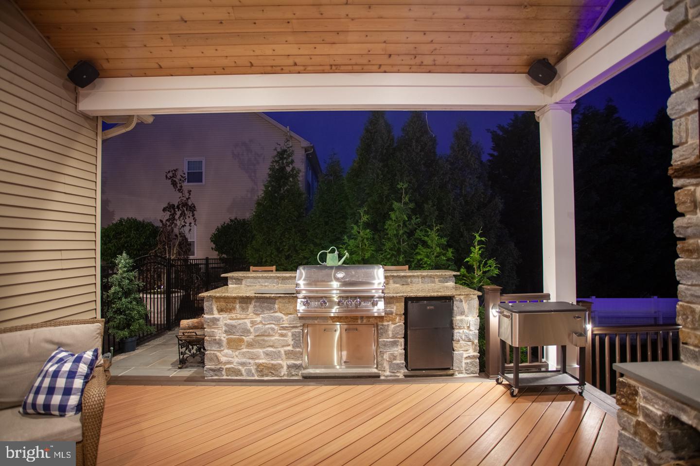 WARRINGTON HUNT - Residential