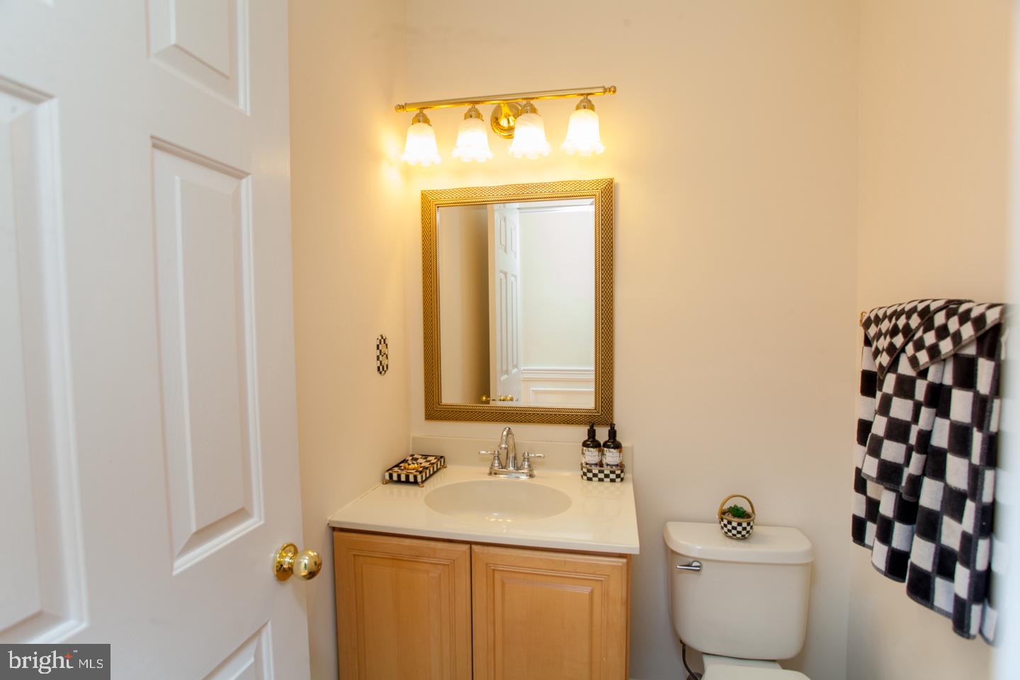 WARRINGTON HUNT - Residential