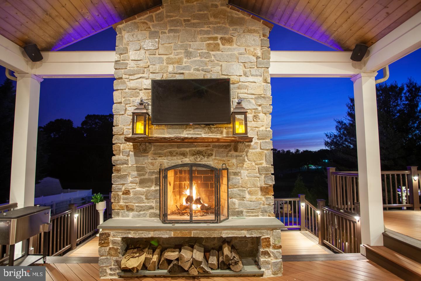 WARRINGTON HUNT - Residential