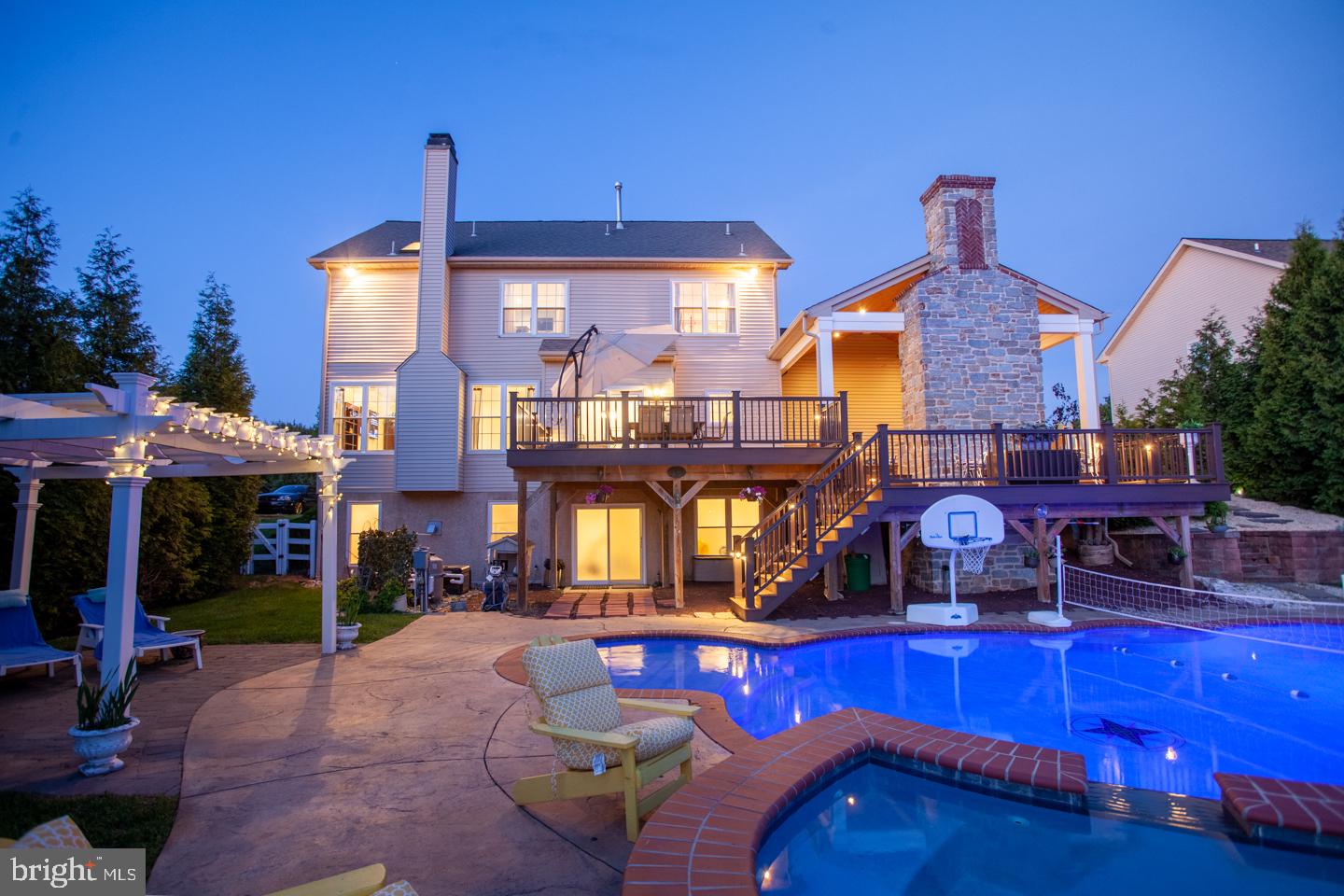 WARRINGTON HUNT - Residential