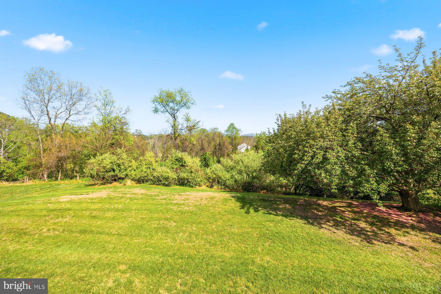 FONT HILL - Residential