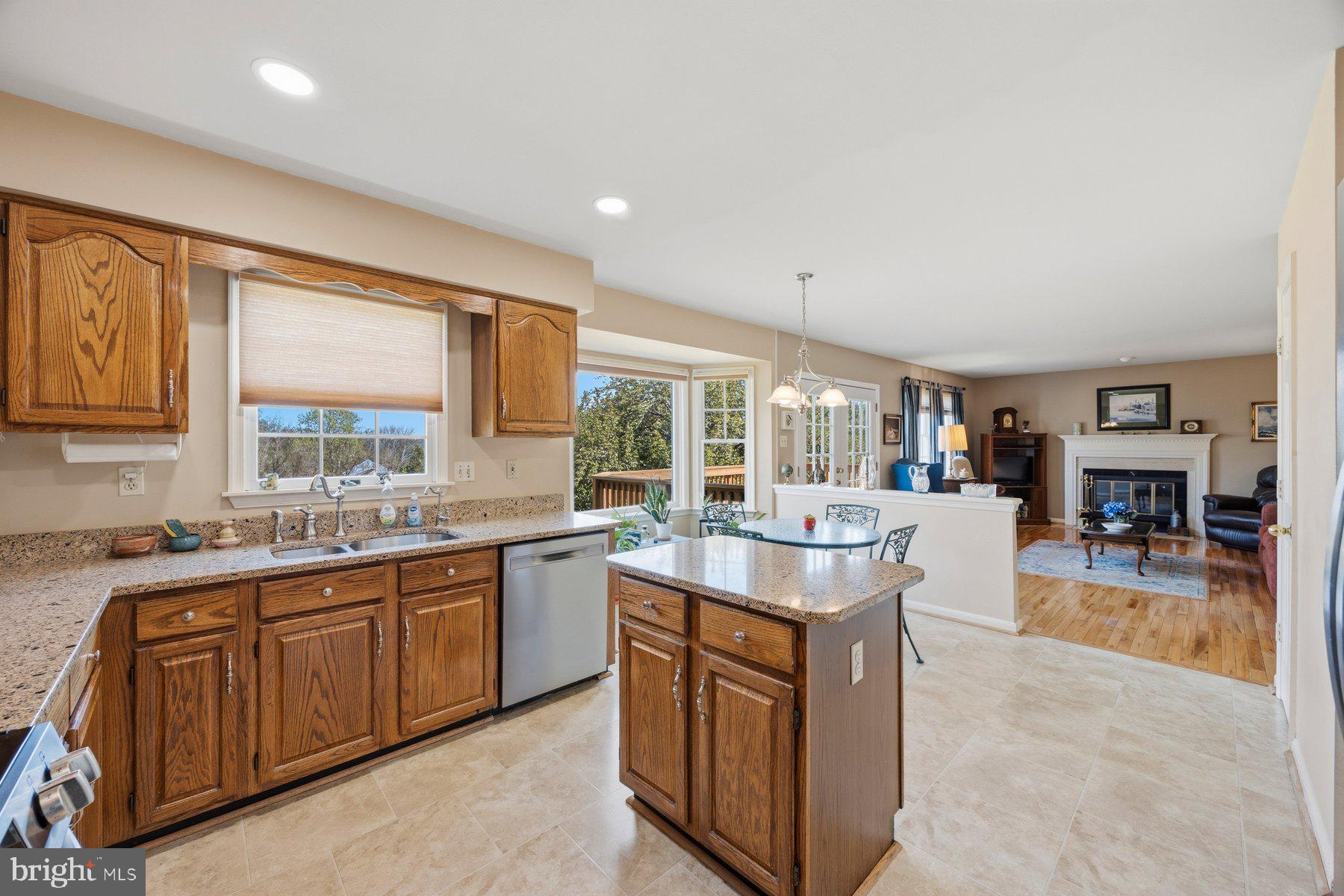 FONT HILL - Residential