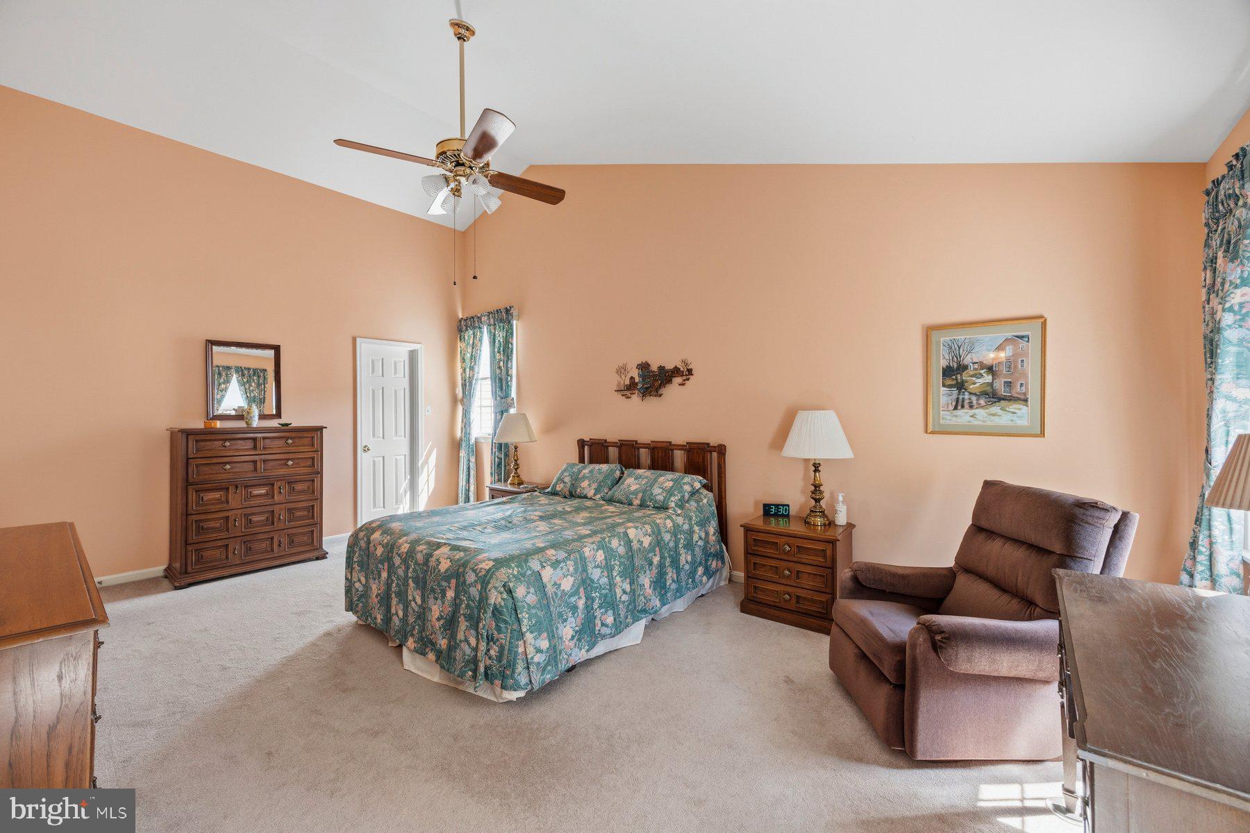 FONT HILL - Residential