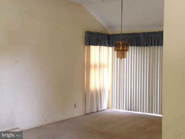 ABERDEEN HILLS - Residential