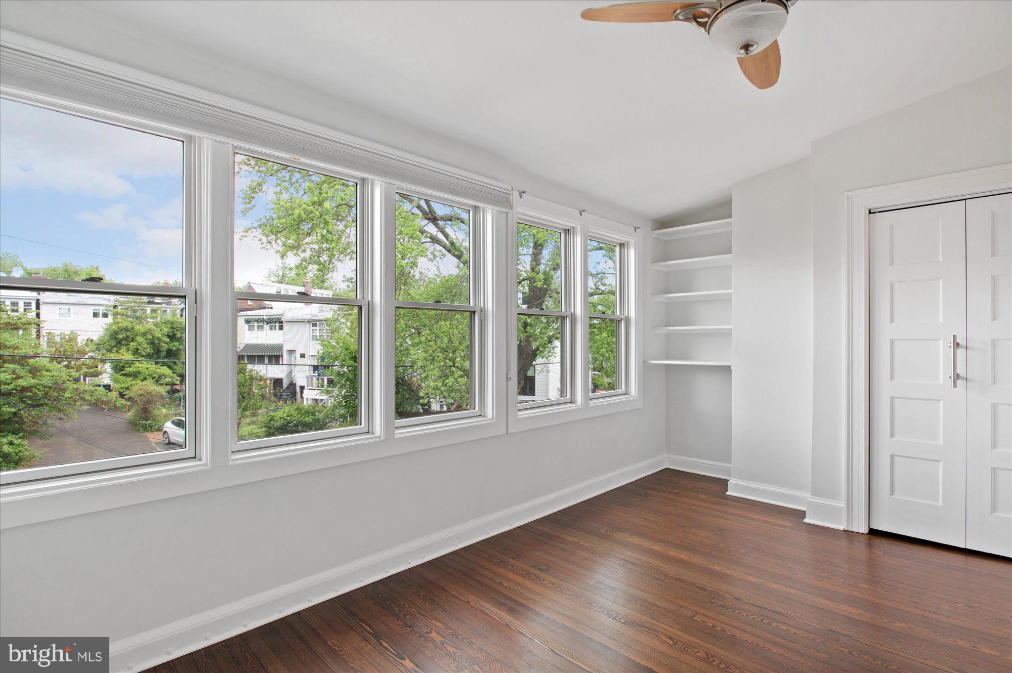 GLOVER PARK - Residential