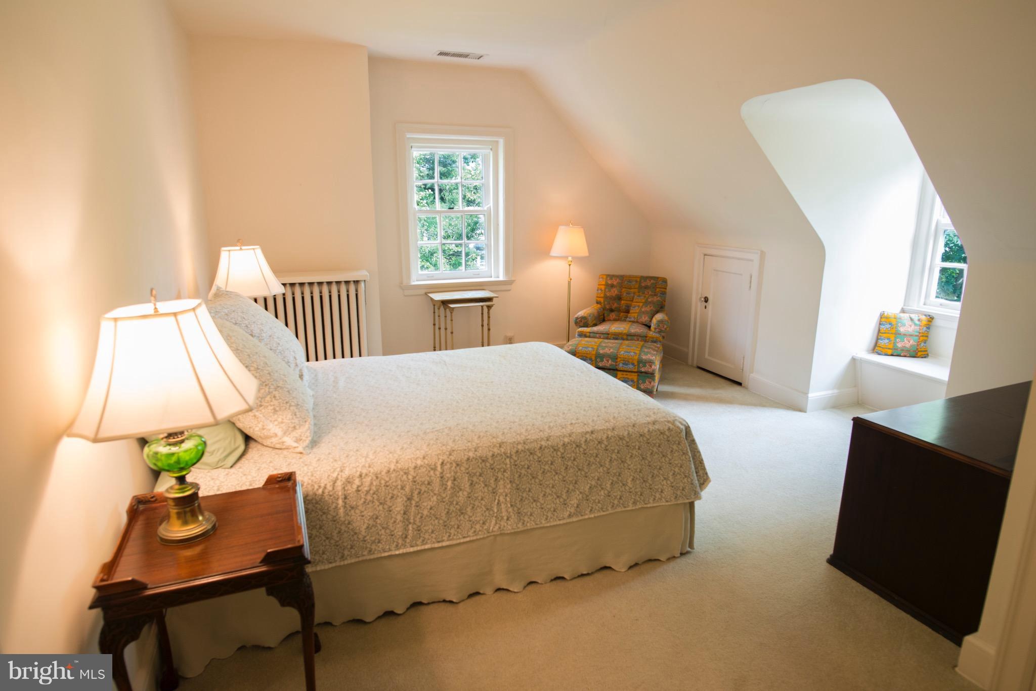 GUILFORD - Residential