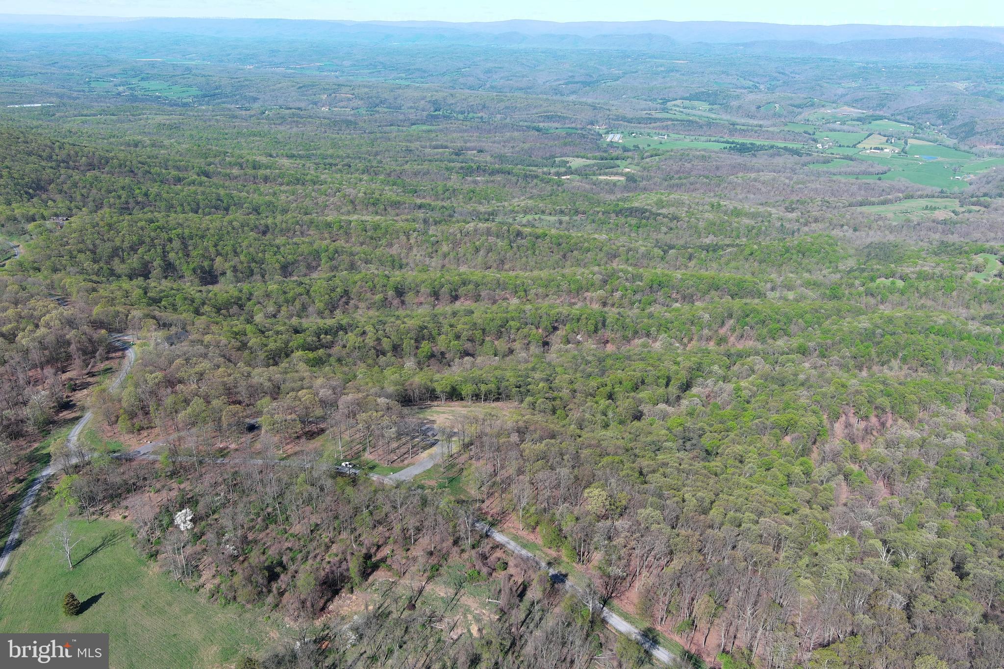 BLUFFS ON THE POTOMAC - Land