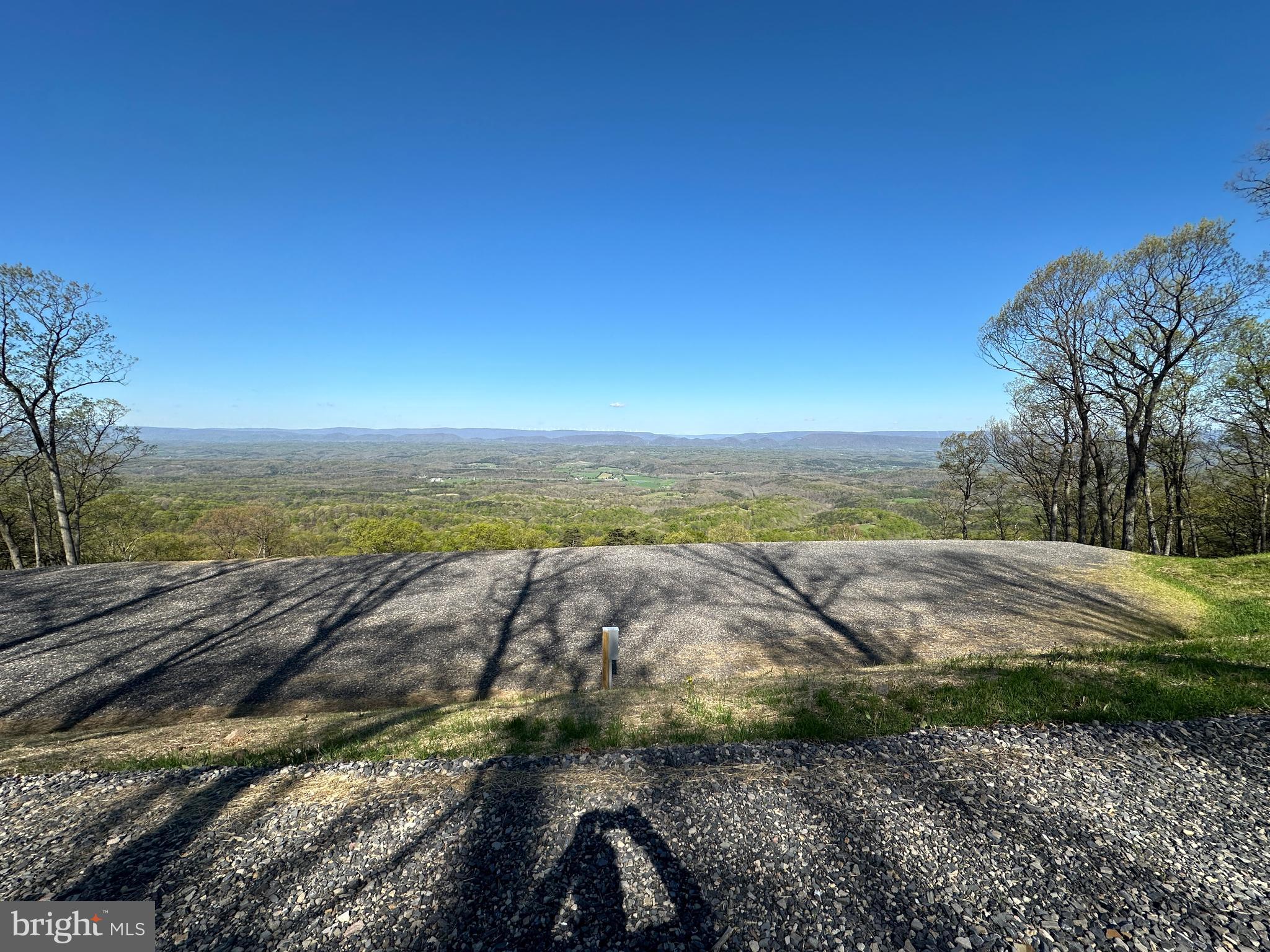 BLUFFS ON THE POTOMAC - Land