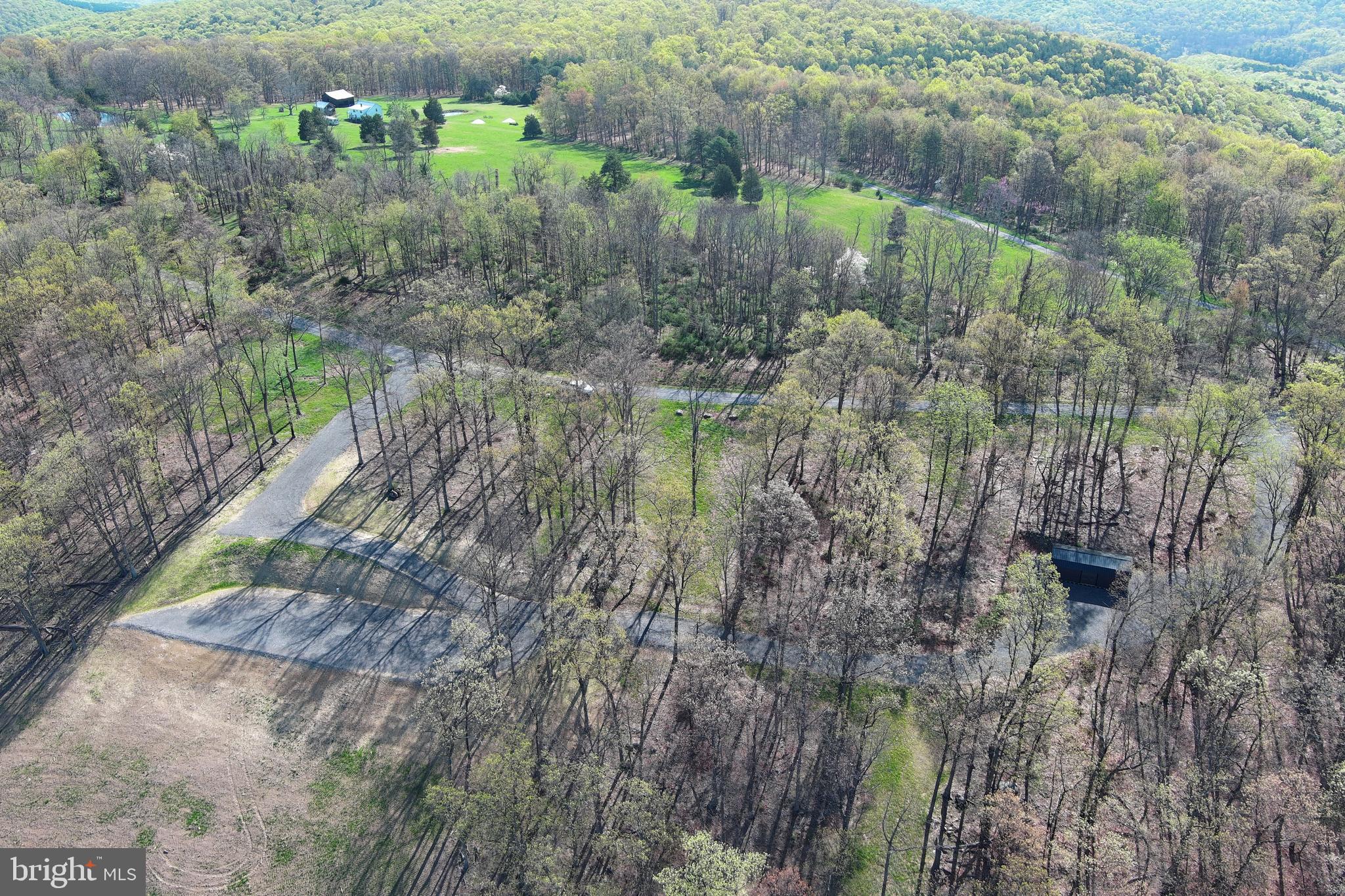 BLUFFS ON THE POTOMAC - Land