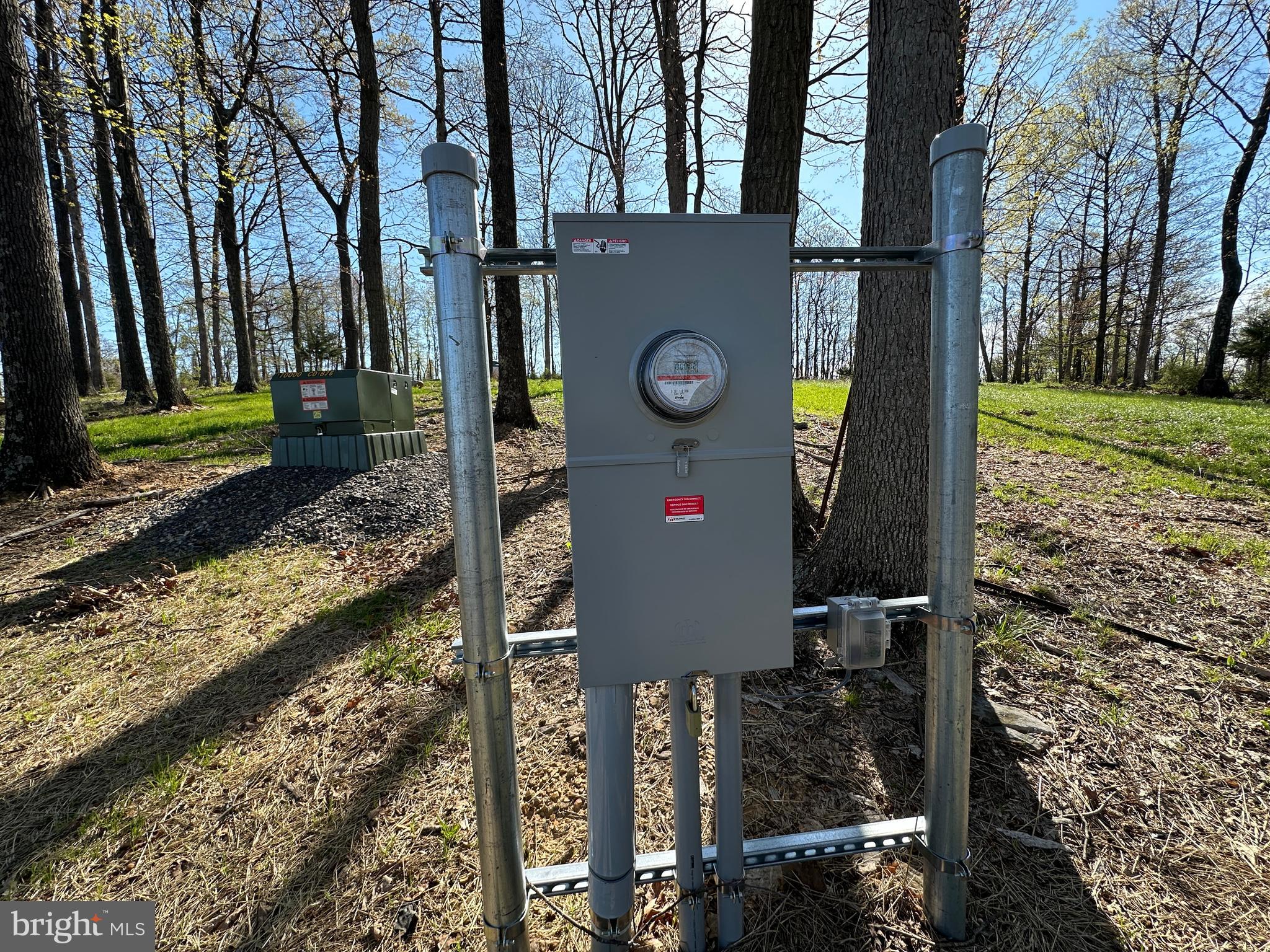 BLUFFS ON THE POTOMAC - Land