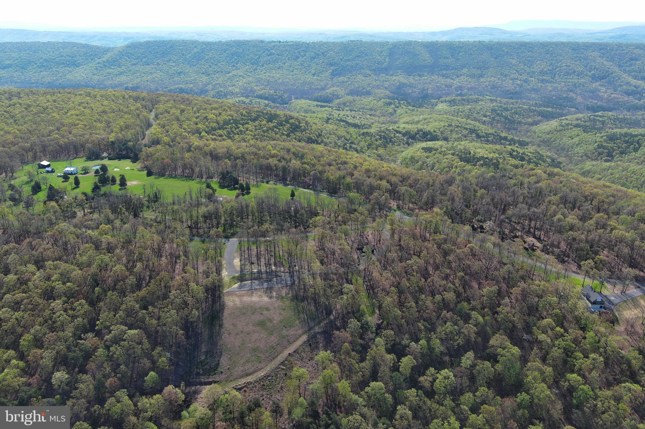 BLUFFS ON THE POTOMAC - Land