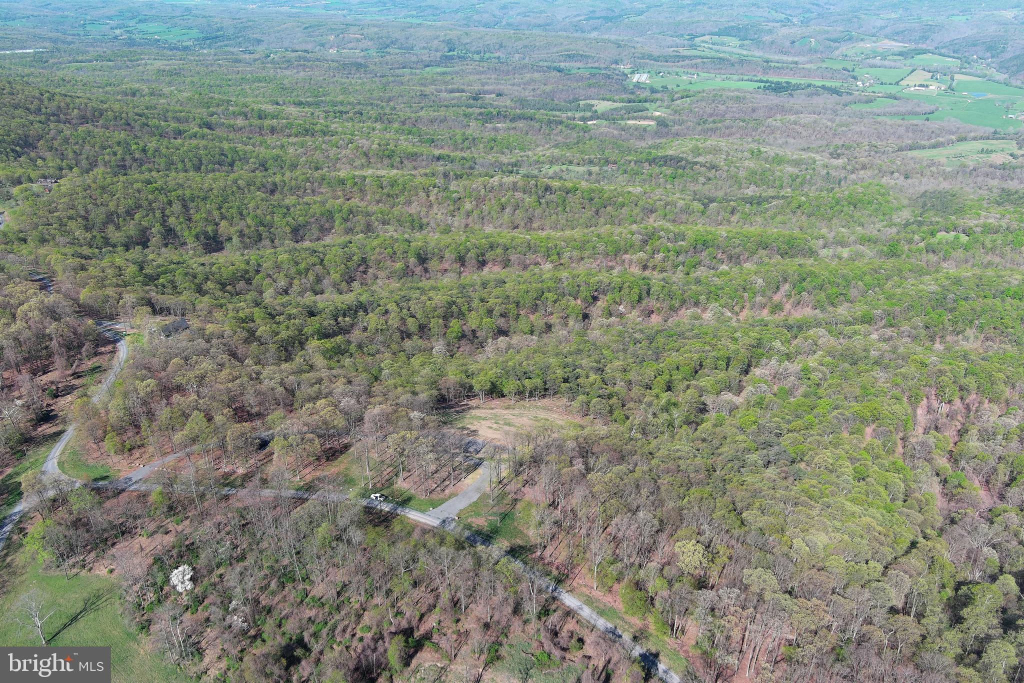 BLUFFS ON THE POTOMAC - Land