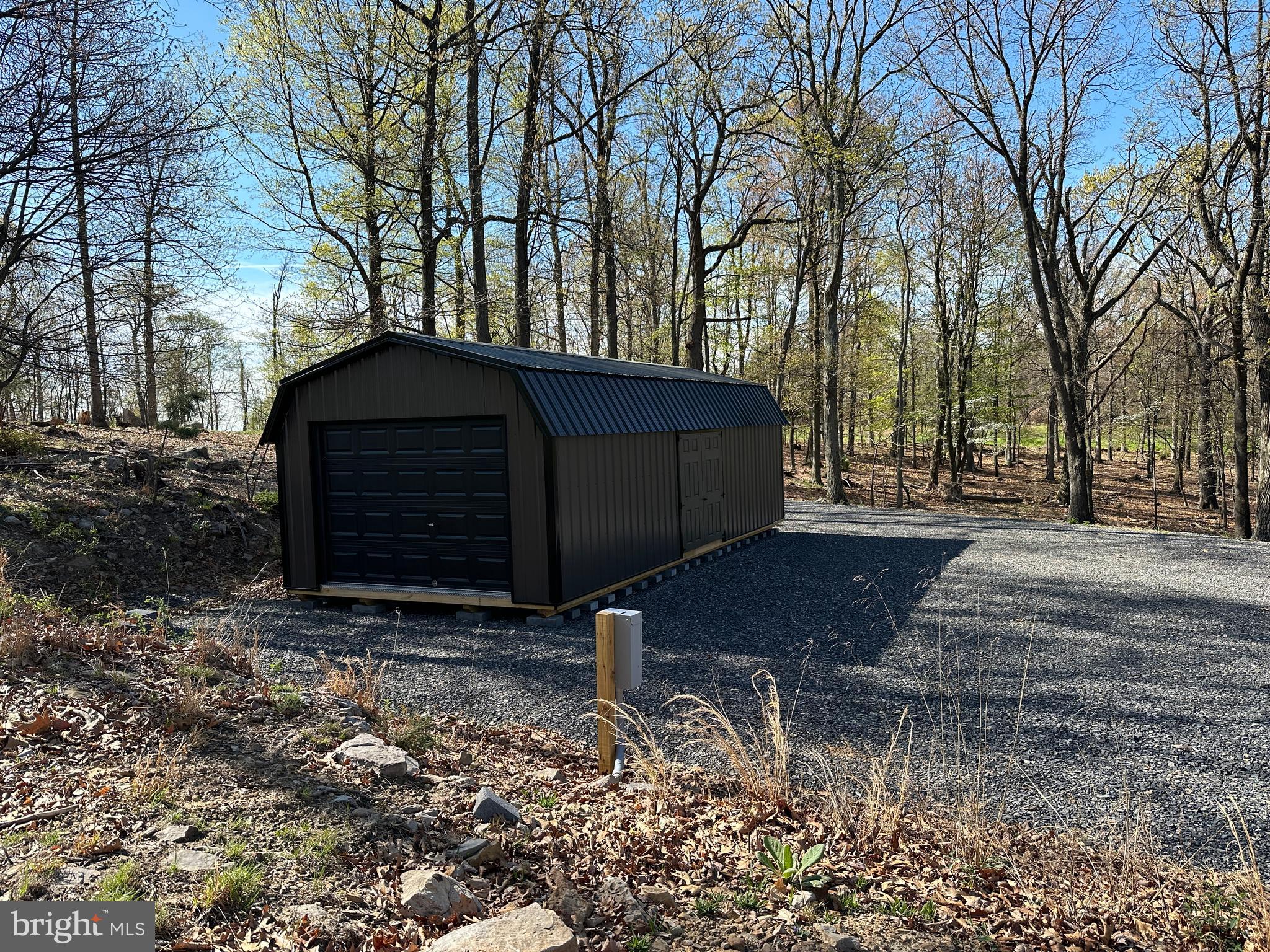 BLUFFS ON THE POTOMAC - Land