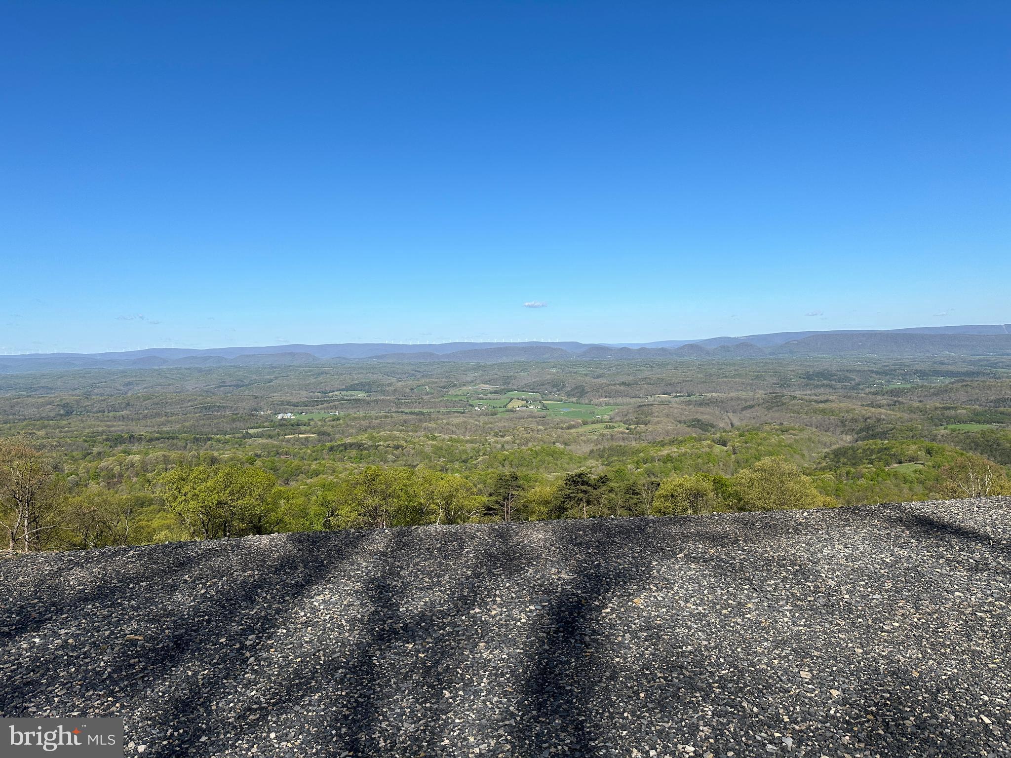BLUFFS ON THE POTOMAC - Land