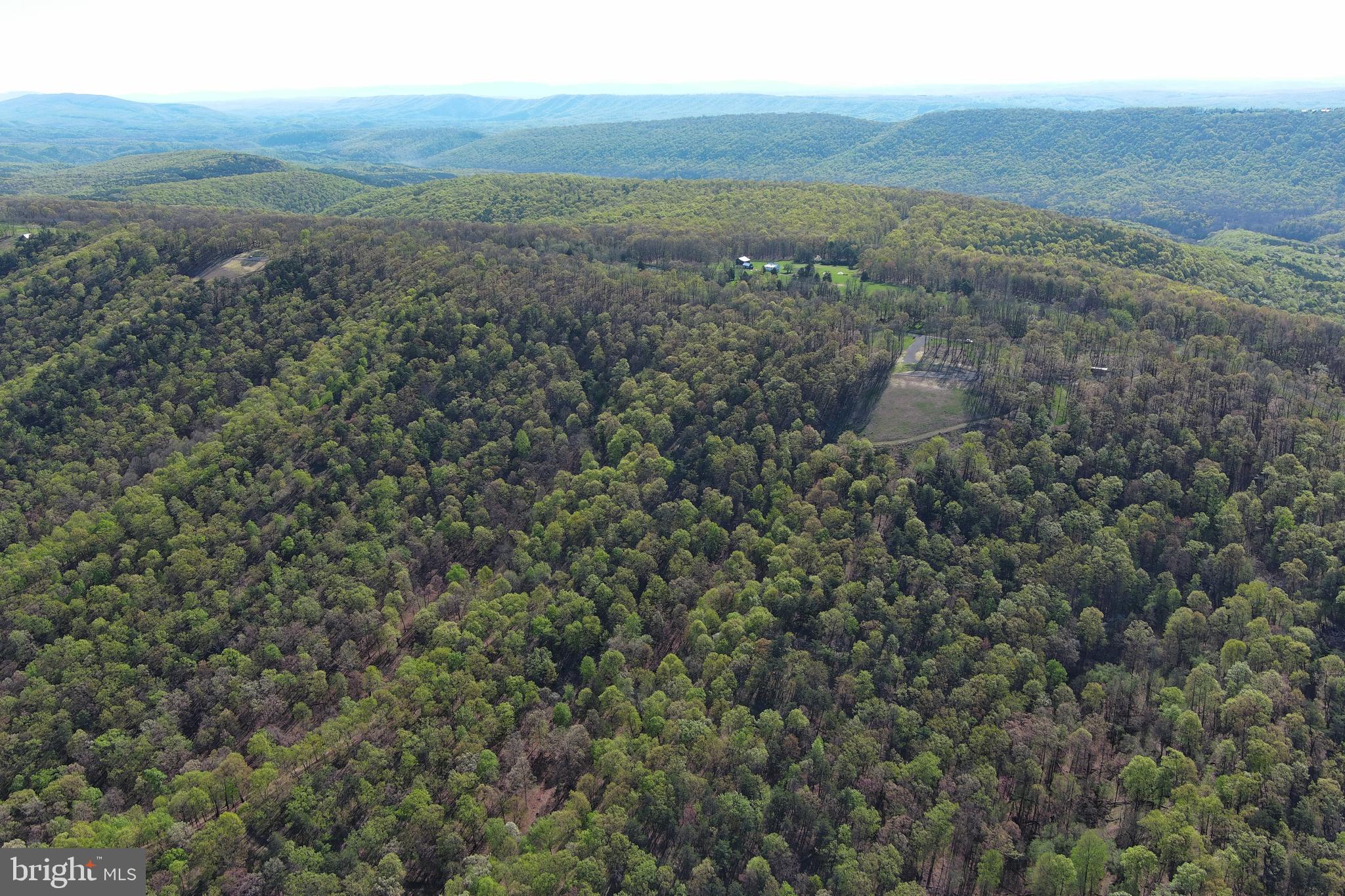 BLUFFS ON THE POTOMAC - Land