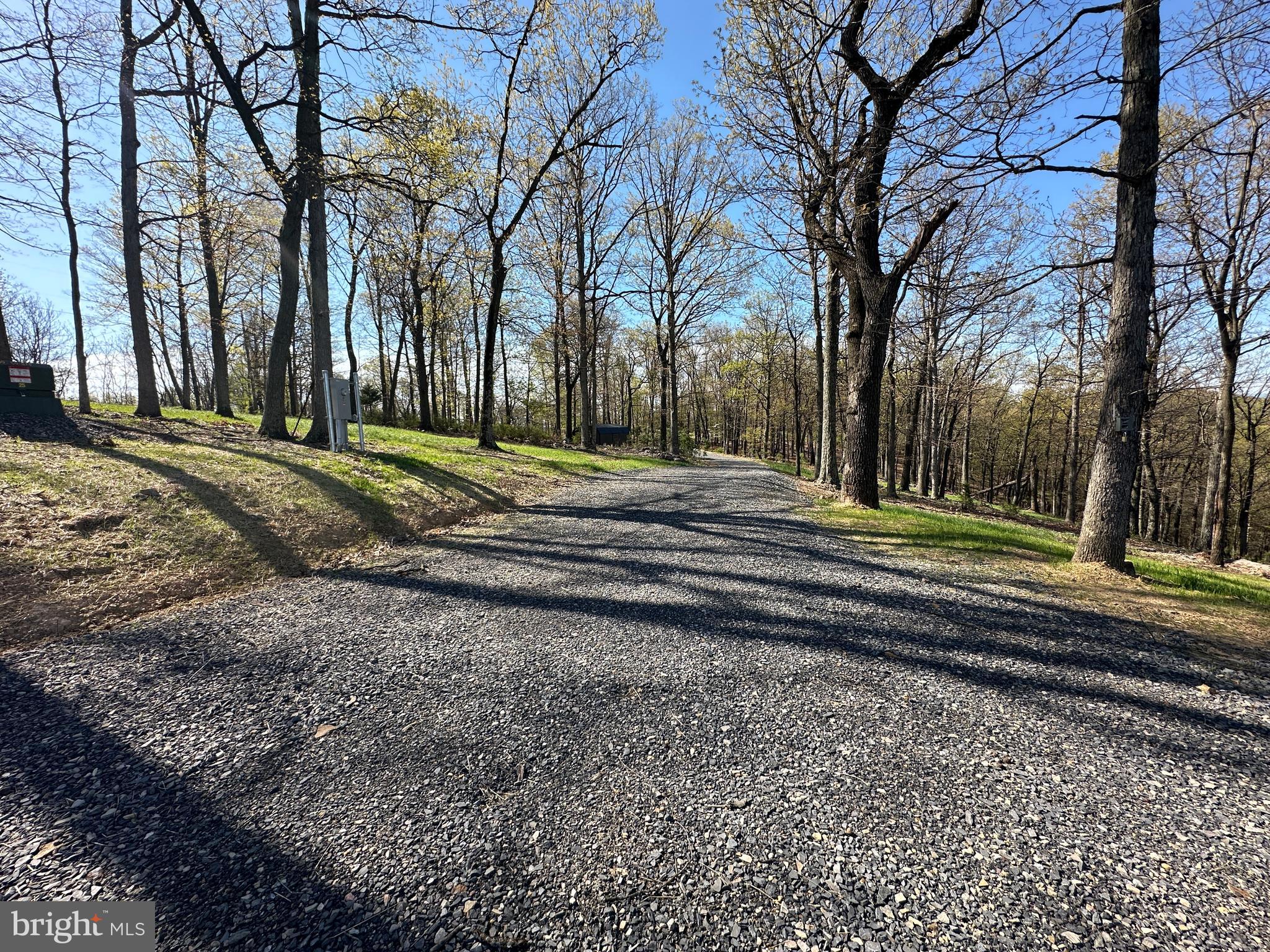 BLUFFS ON THE POTOMAC - Land
