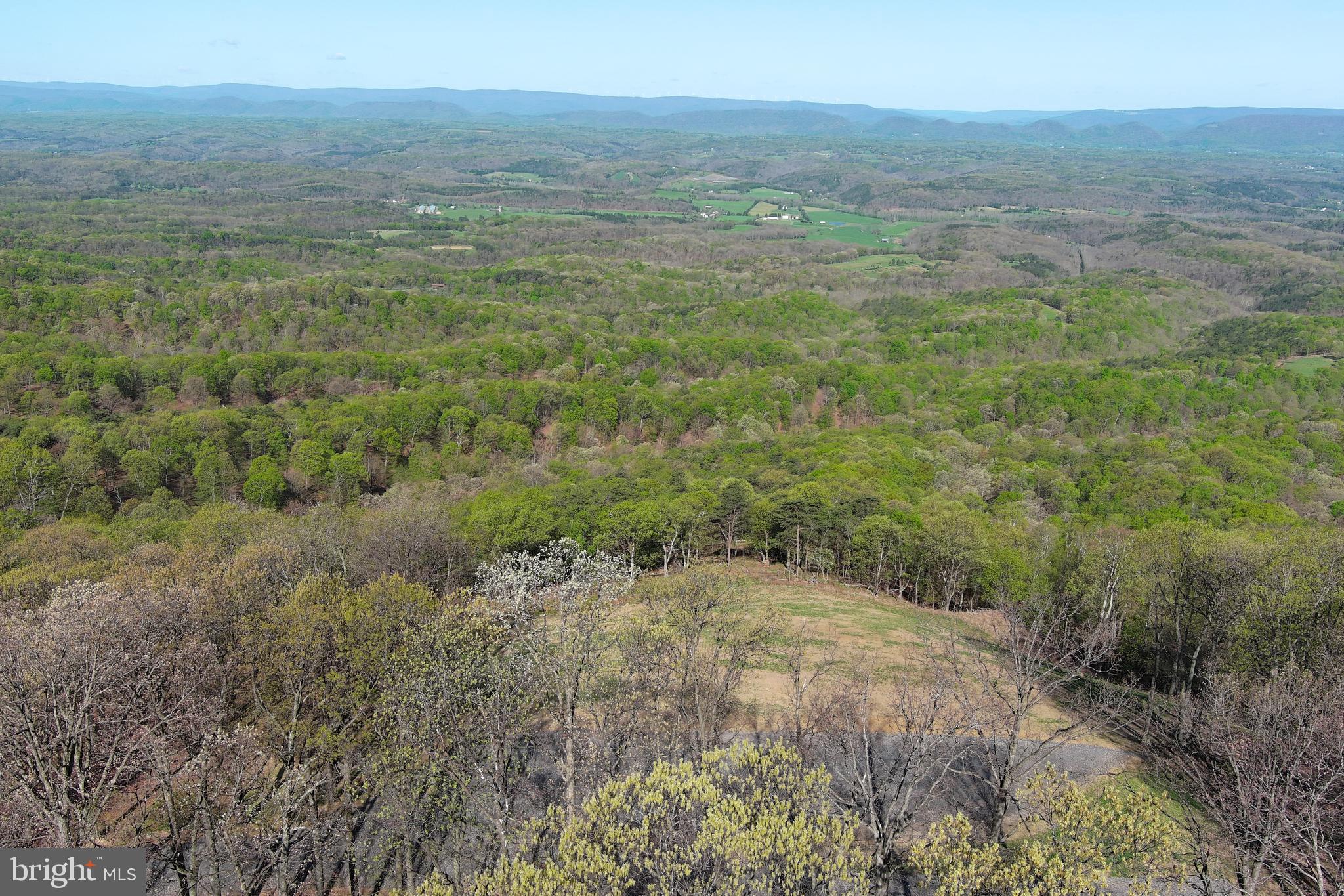 BLUFFS ON THE POTOMAC - Land
