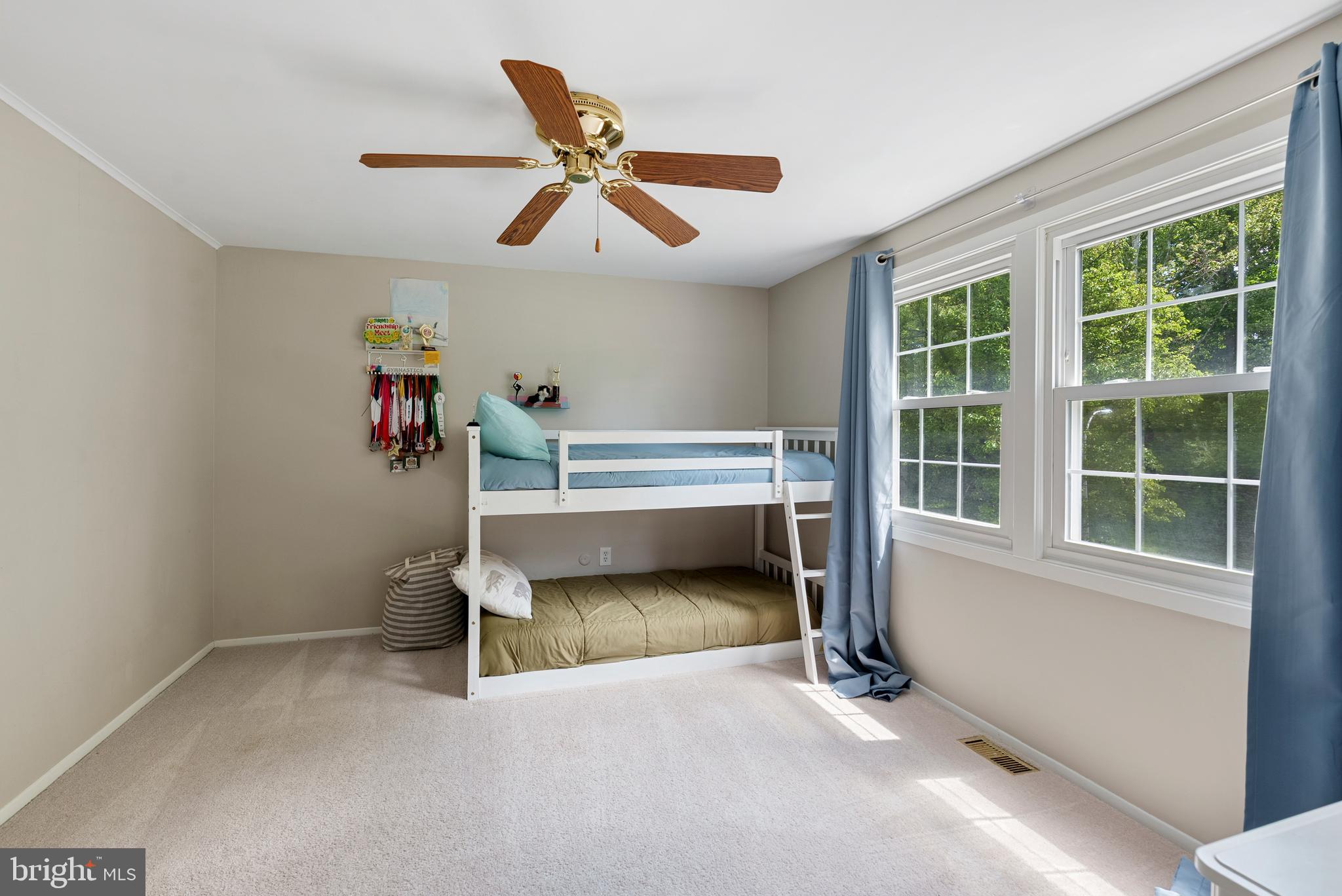 WHITEHALL - Residential