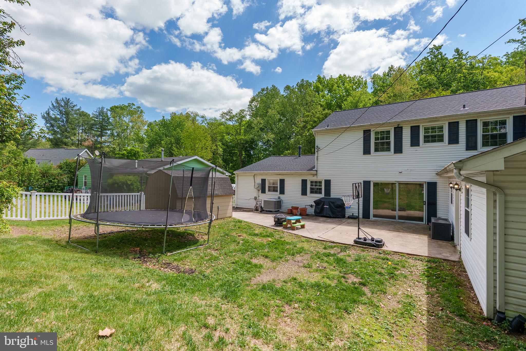 WHITEHALL - Residential
