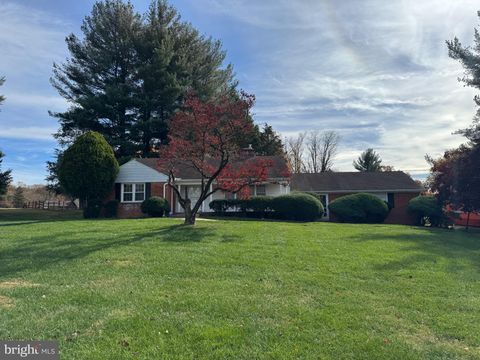 Photo of 412 Vierling Drive, SILVER SPRING, MD 20904 (MLS # MDMC2206834)