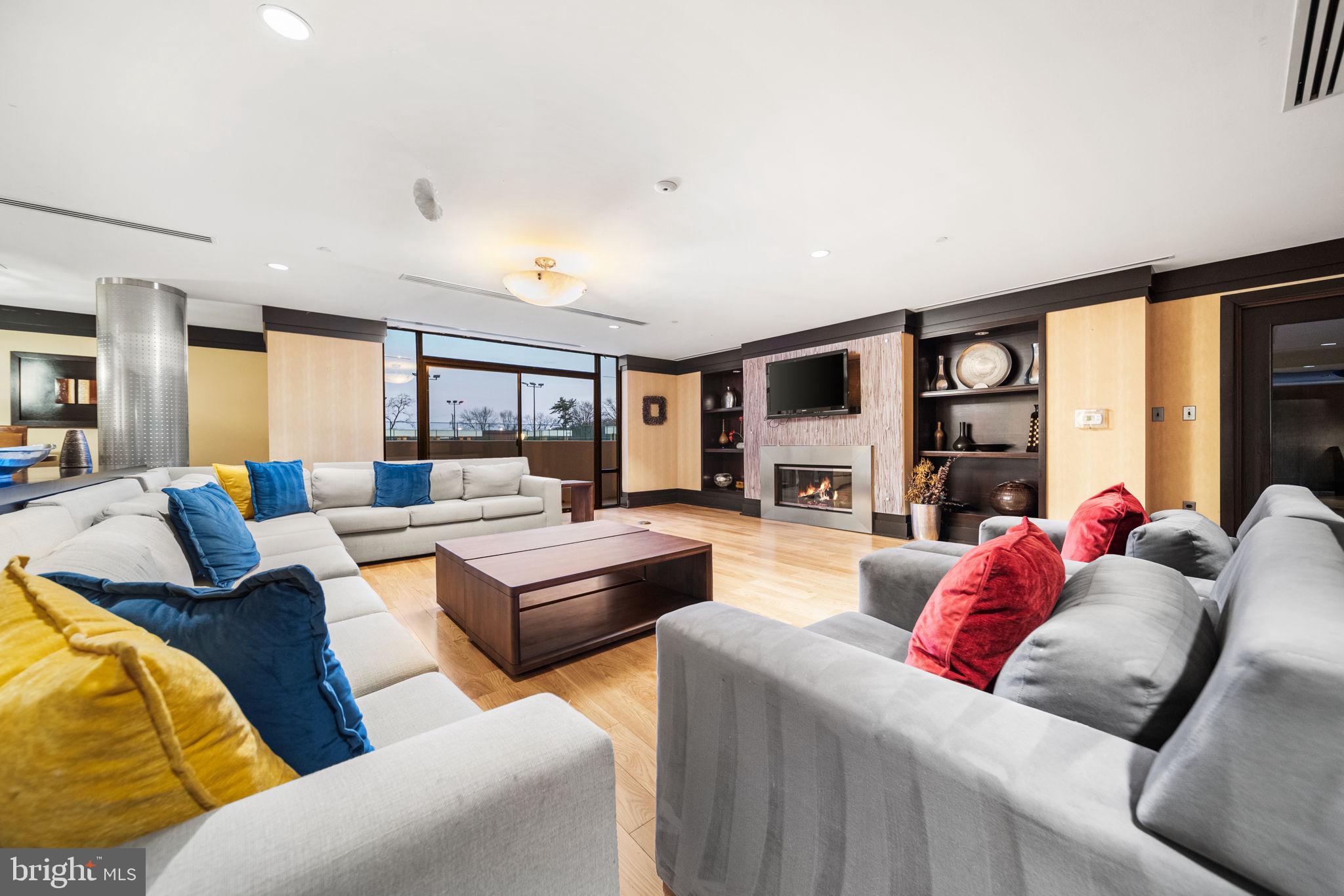 THE BRITTANY - Residential