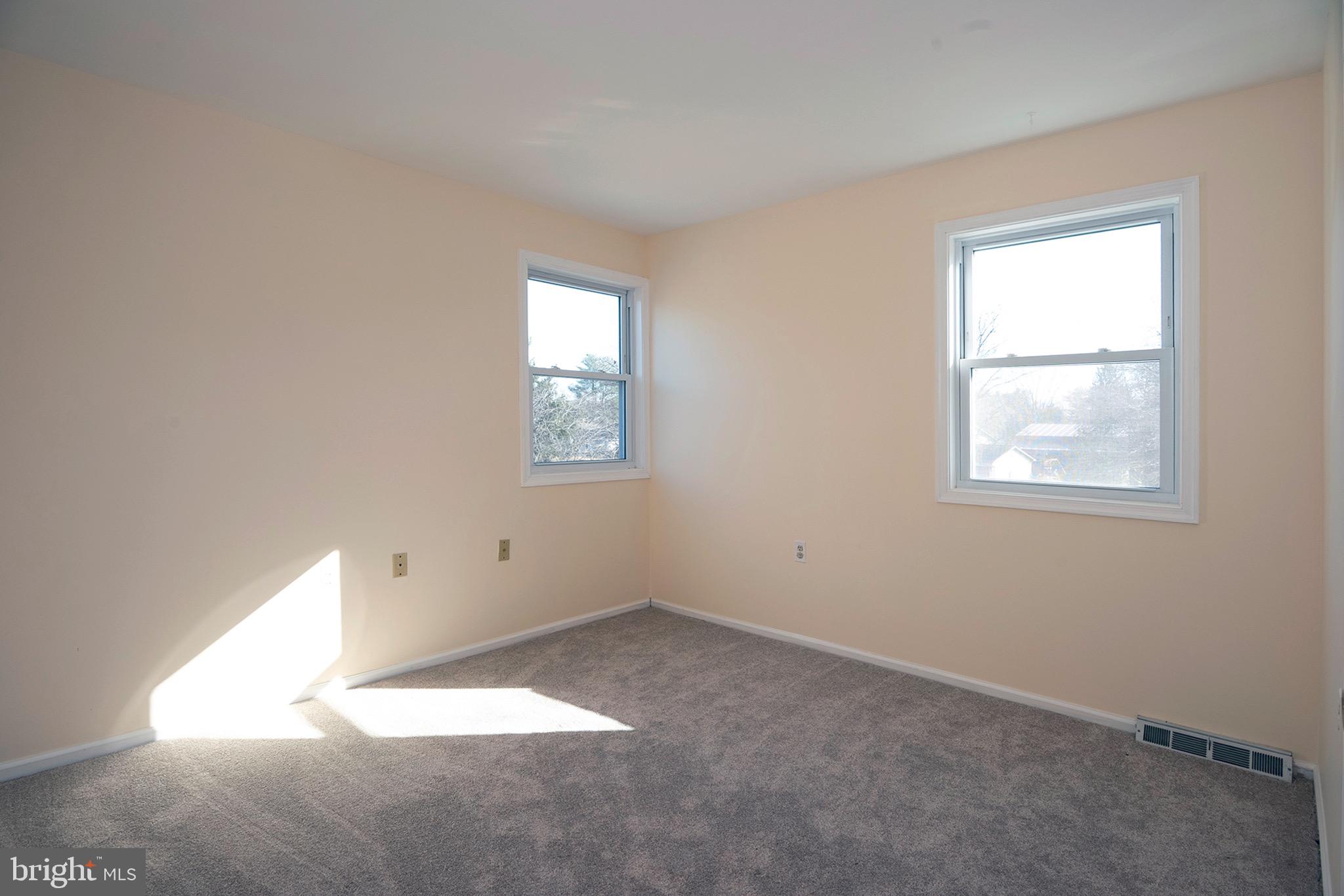 BRANTWOOD - Residential