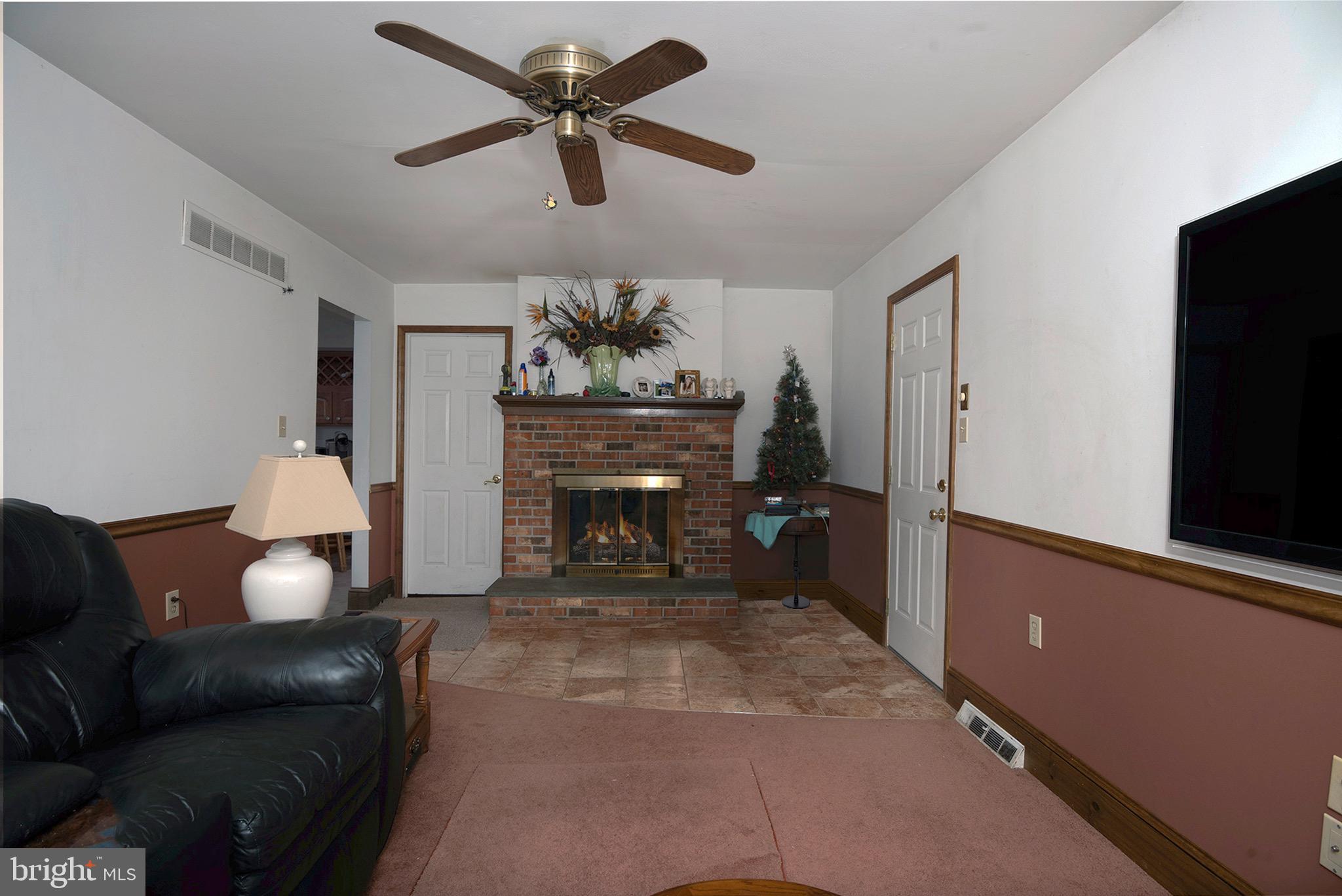 BRANTWOOD - Residential