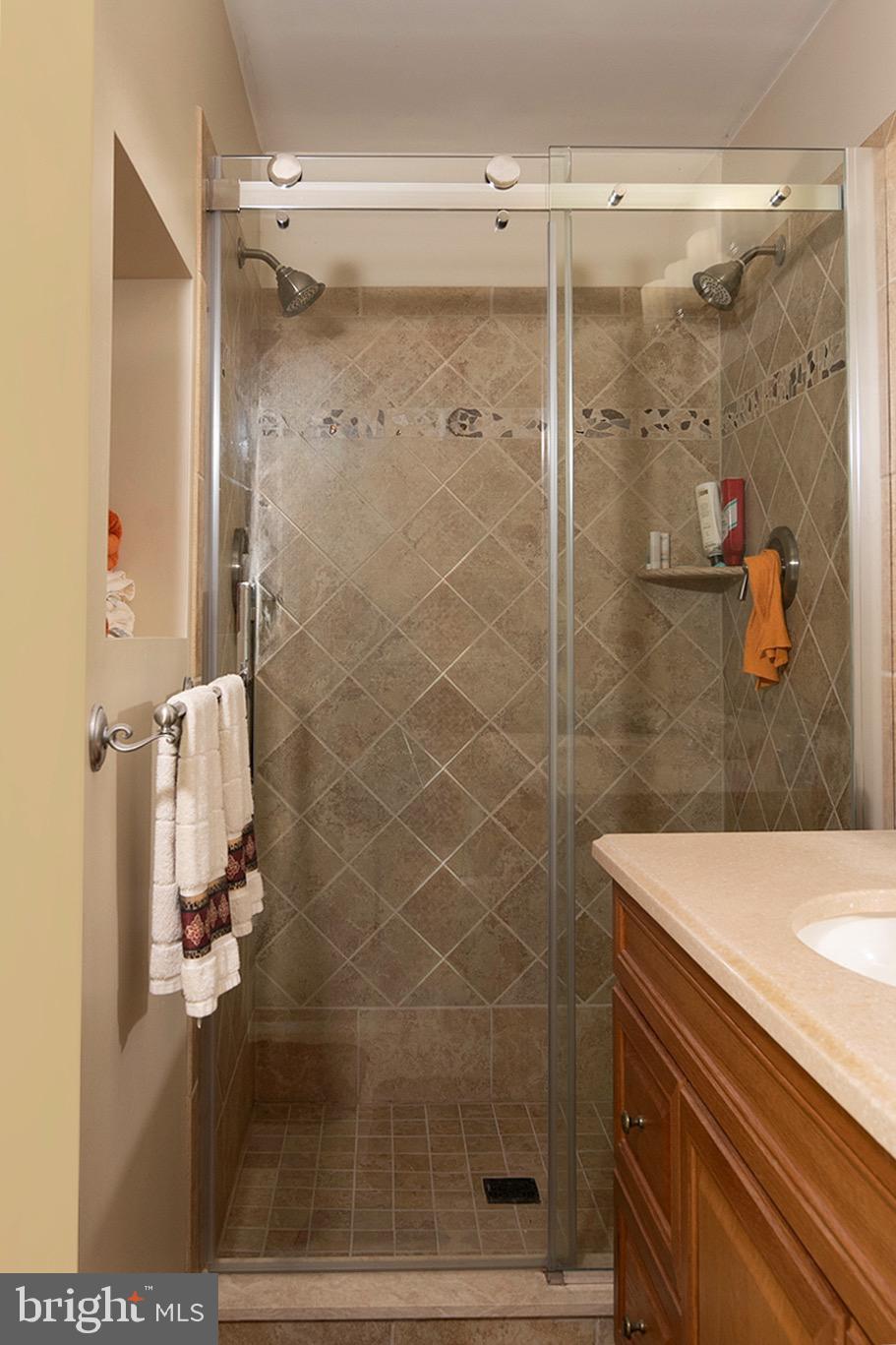 BRANTWOOD - Residential