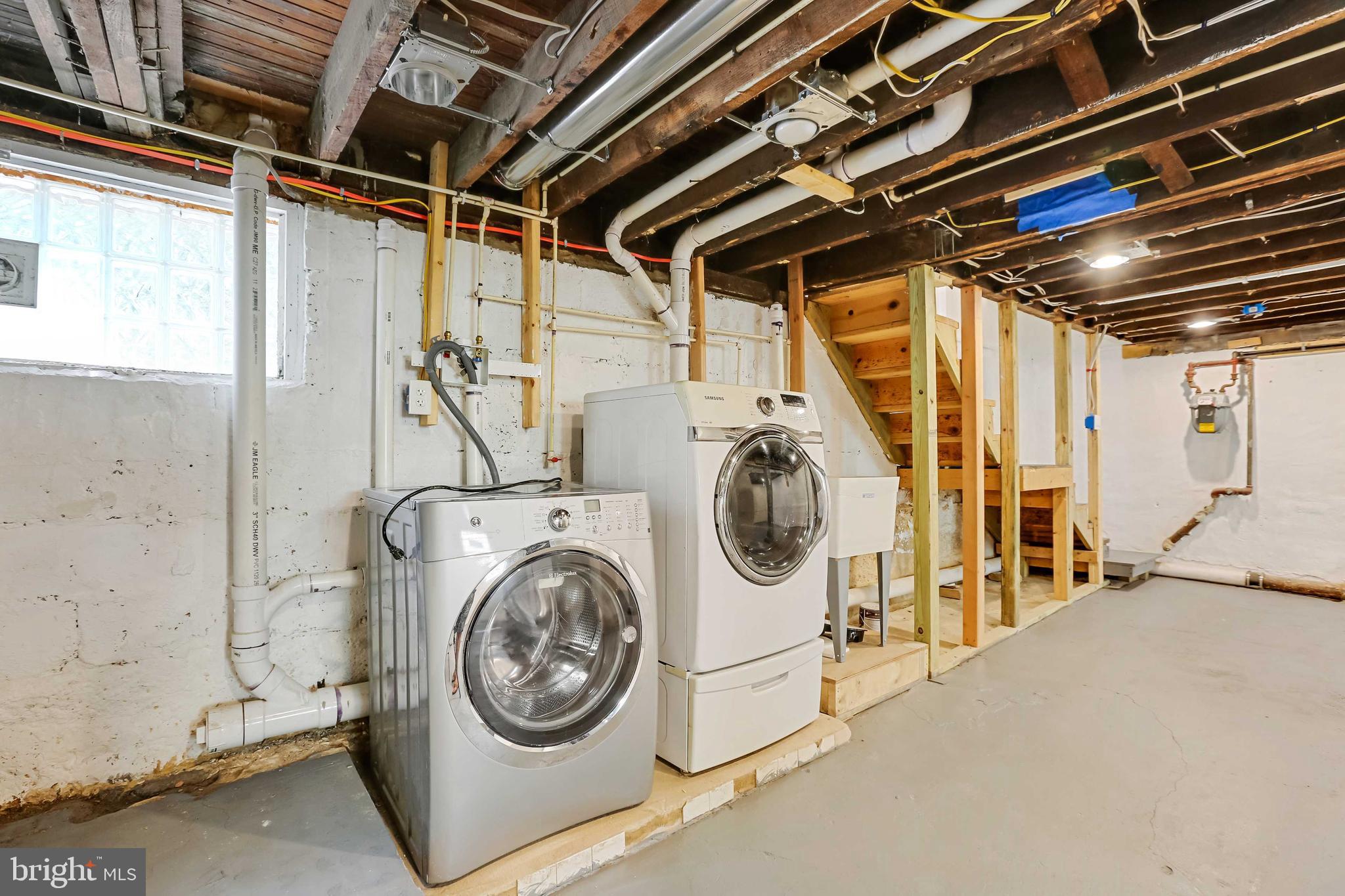 GOVANS - Residential