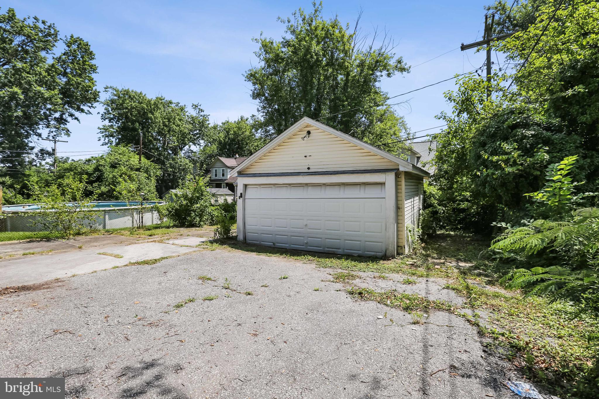 GOVANS - Residential