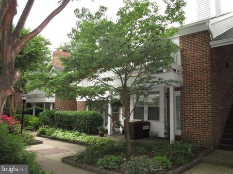 2618 S ARLINGTON MILL DRIVE D 4 ARLINGTON VA 22206