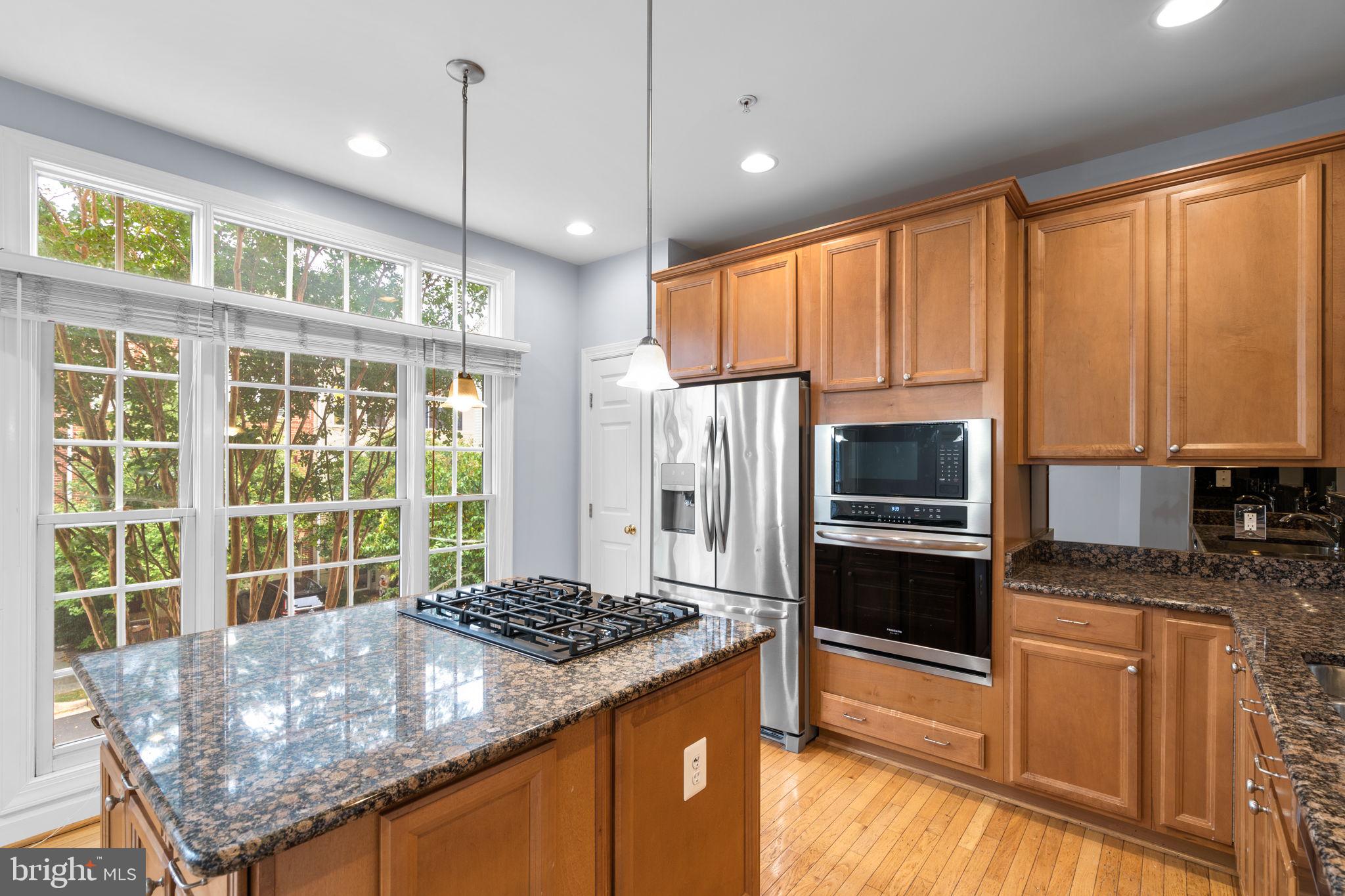 CAMERON STATION - Residential Lease