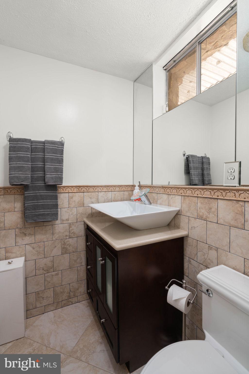 OAK RIDGE ESTATES - Residential