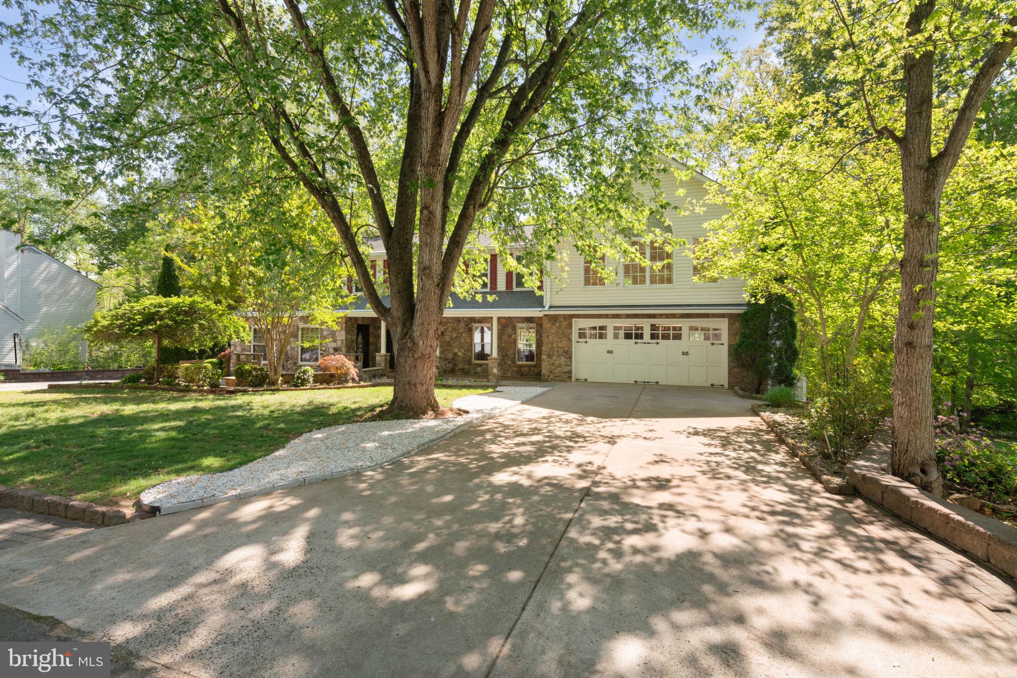 OAK RIDGE ESTATES - Residential