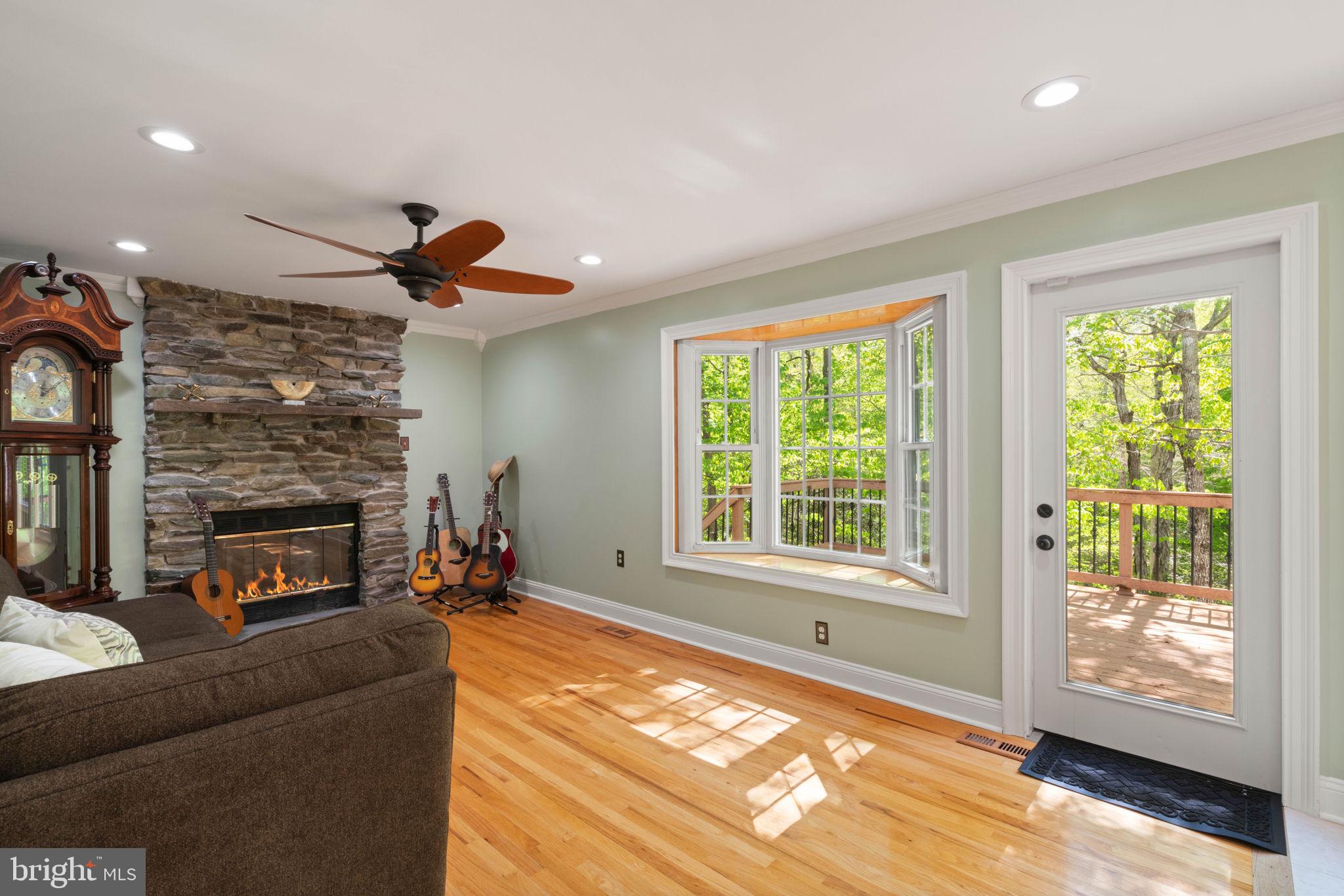 OAK RIDGE ESTATES - Residential