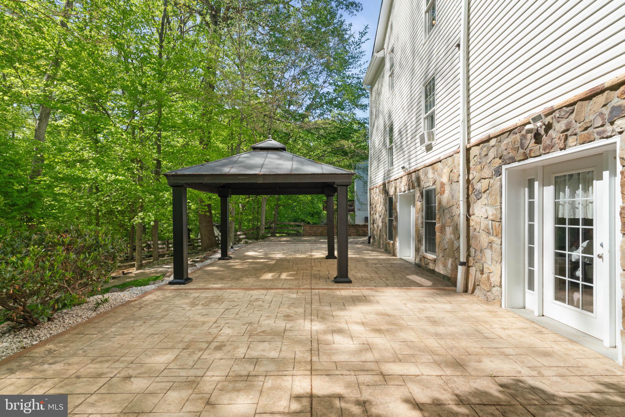 OAK RIDGE ESTATES - Residential