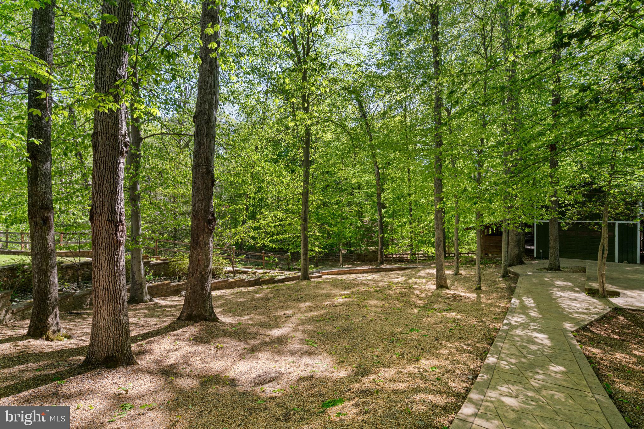 OAK RIDGE ESTATES - Residential