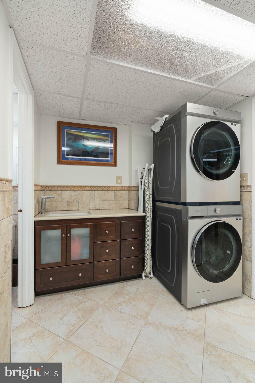 OAK RIDGE ESTATES - Residential