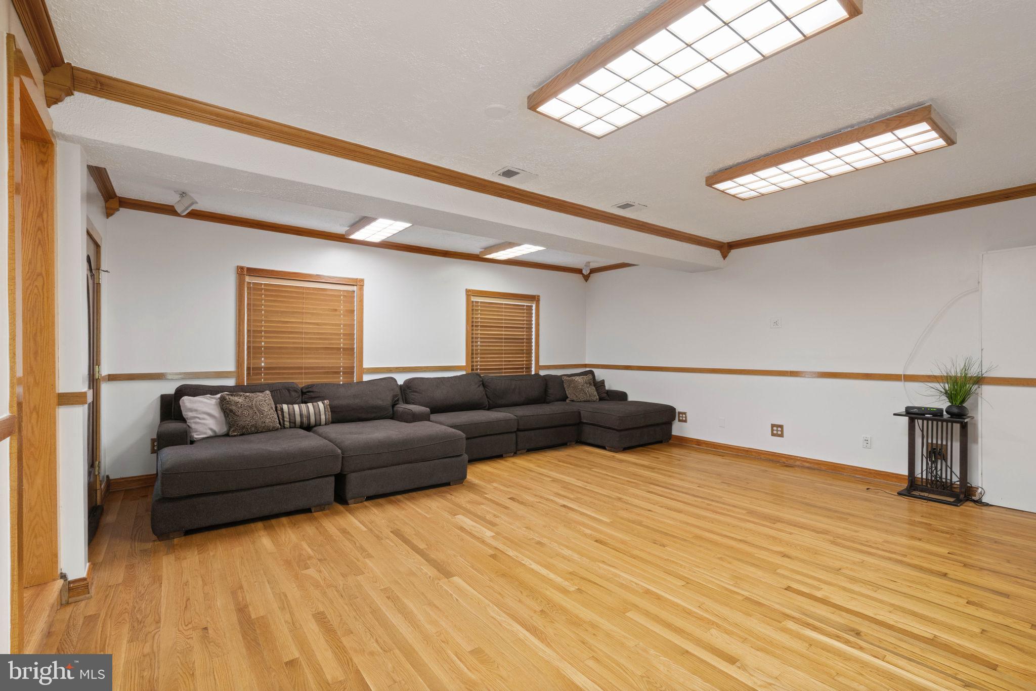 OAK RIDGE ESTATES - Residential