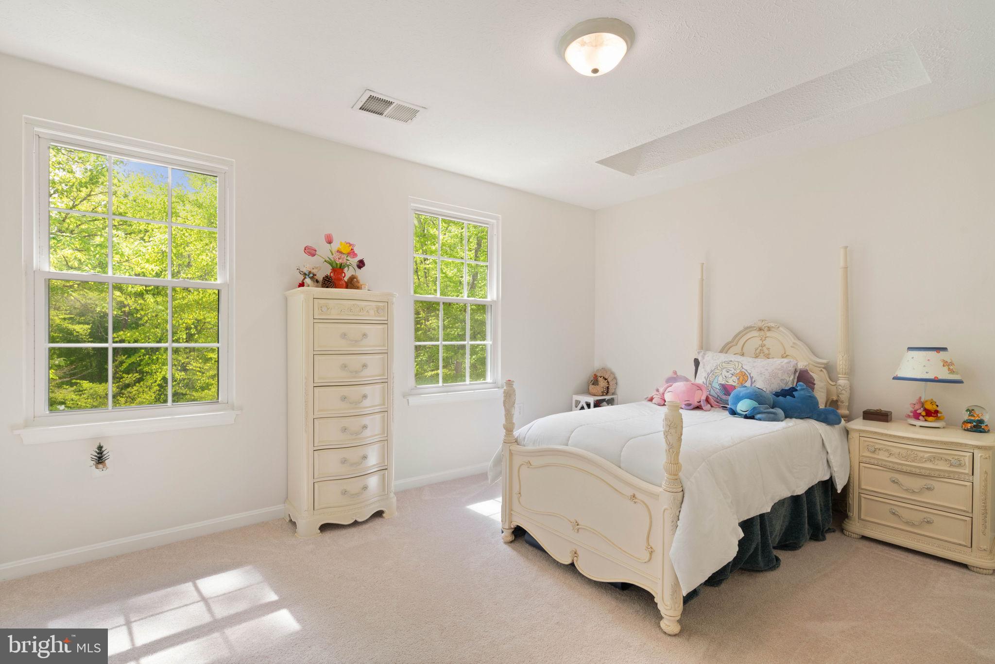 OAK RIDGE ESTATES - Residential