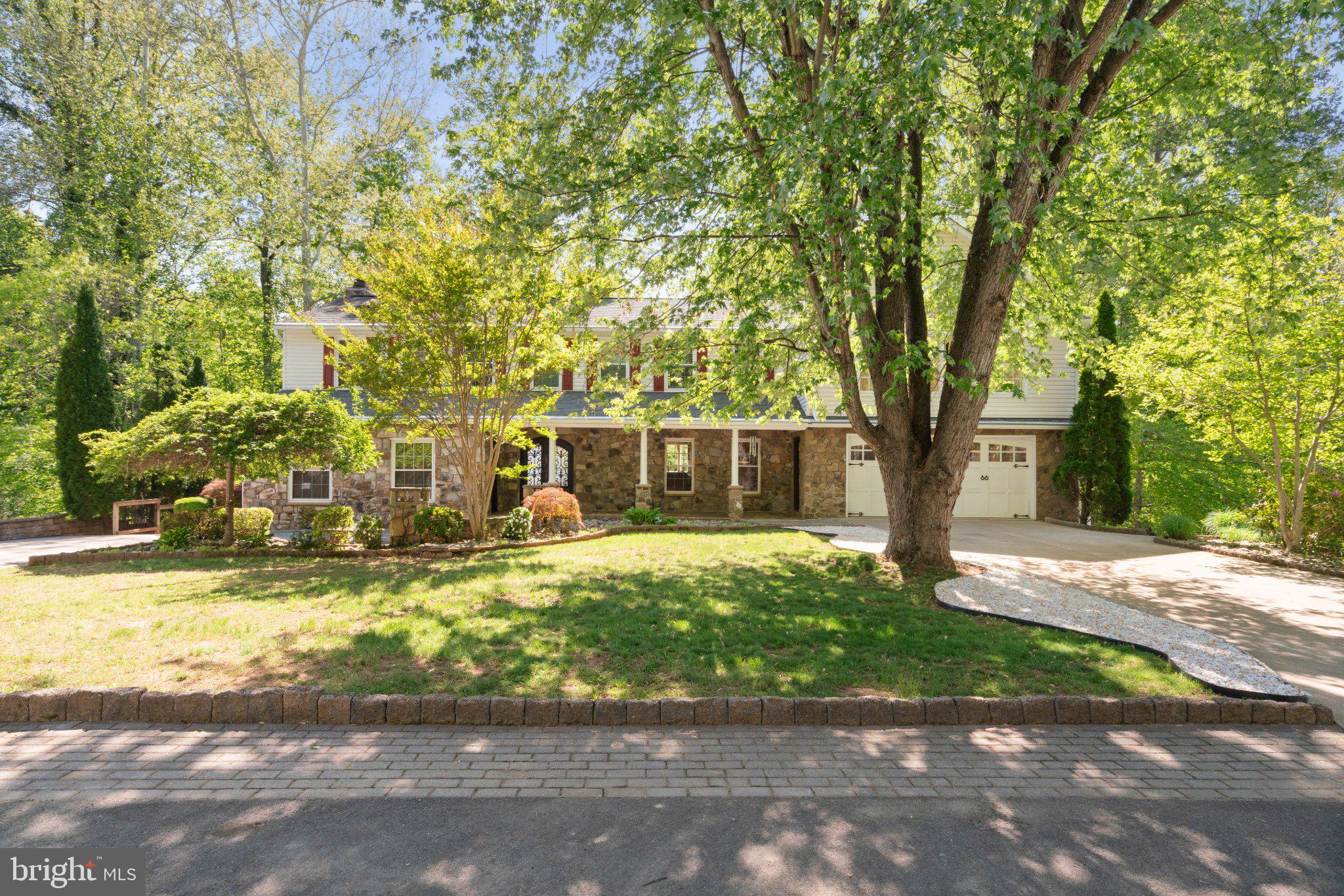 OAK RIDGE ESTATES - Residential