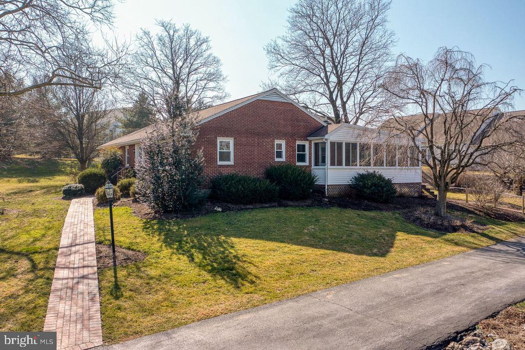 Photo of 564 LAMPETER RD, LANCASTER, PA 17602 (MLS # PALA2031324)