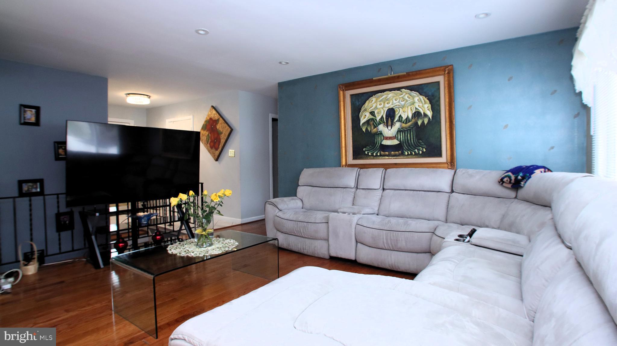 FAIRMONT - Residential
